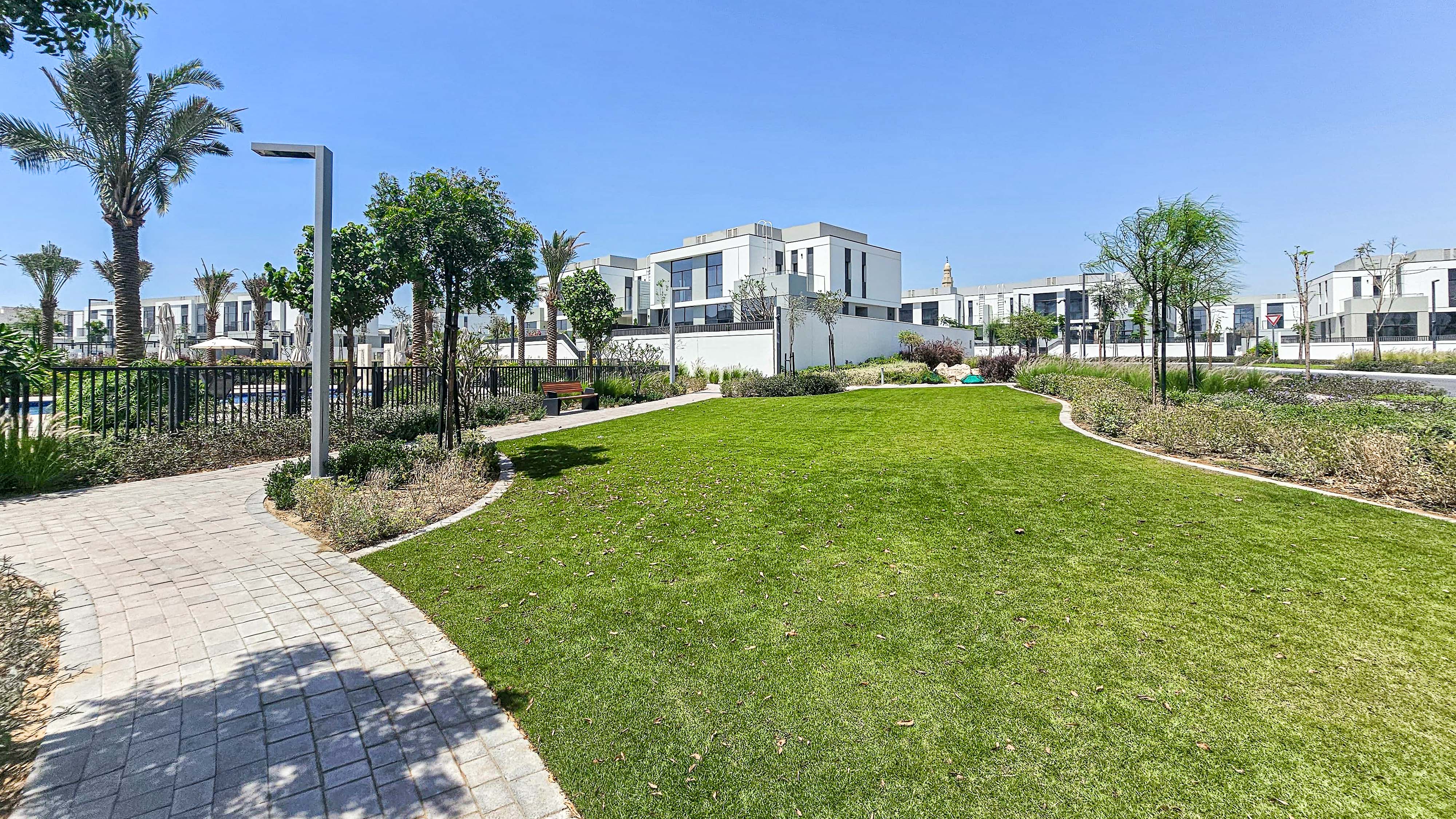 4 Bedroom Villa for Sale in Murooj Al Furjan, Al Furjan — photograph 16 of 20