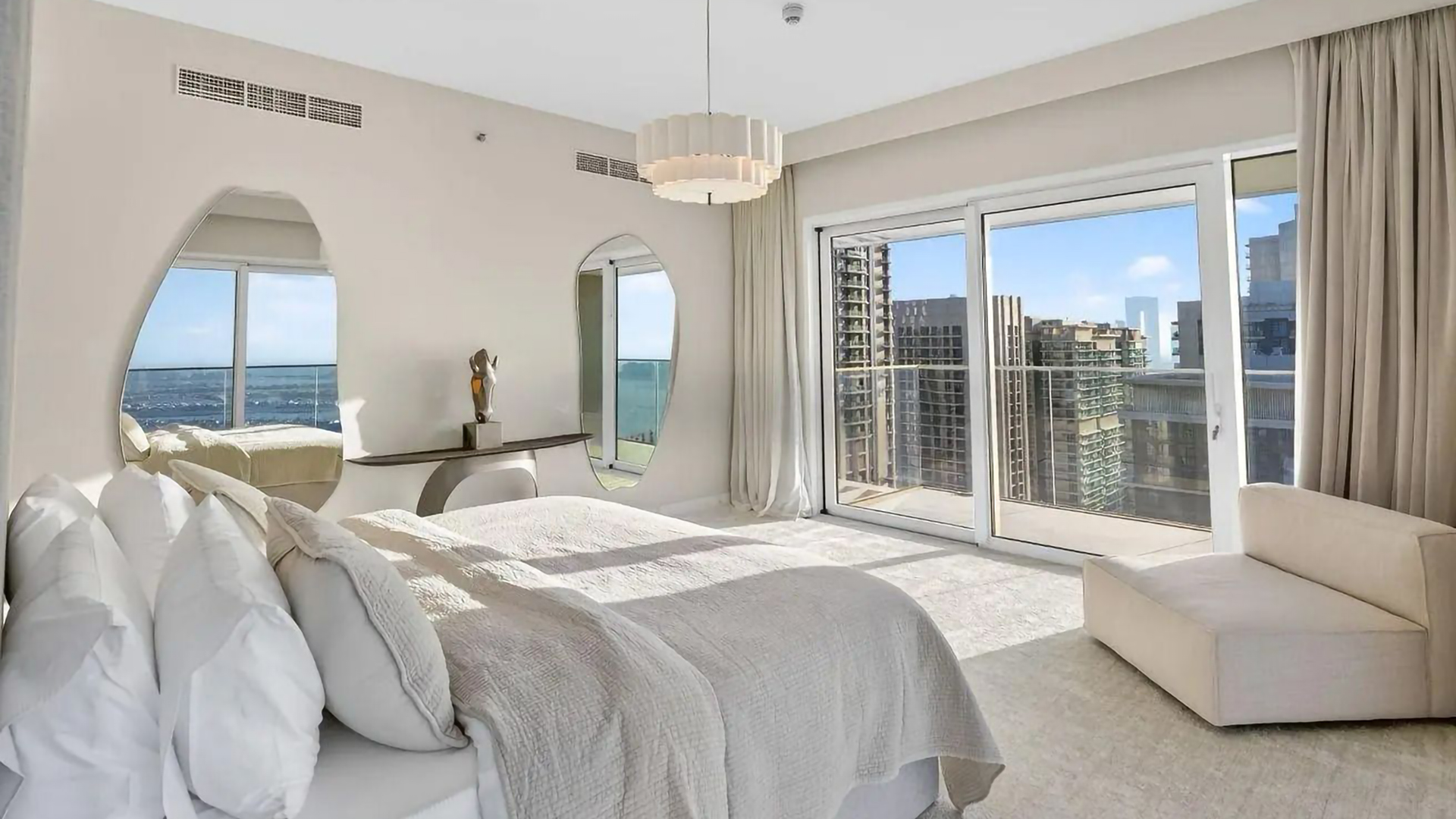 4 Bedroom Apartment for Sale in Grand Bleu Tower 2, Dubai Harbour — photograph 15 of 27