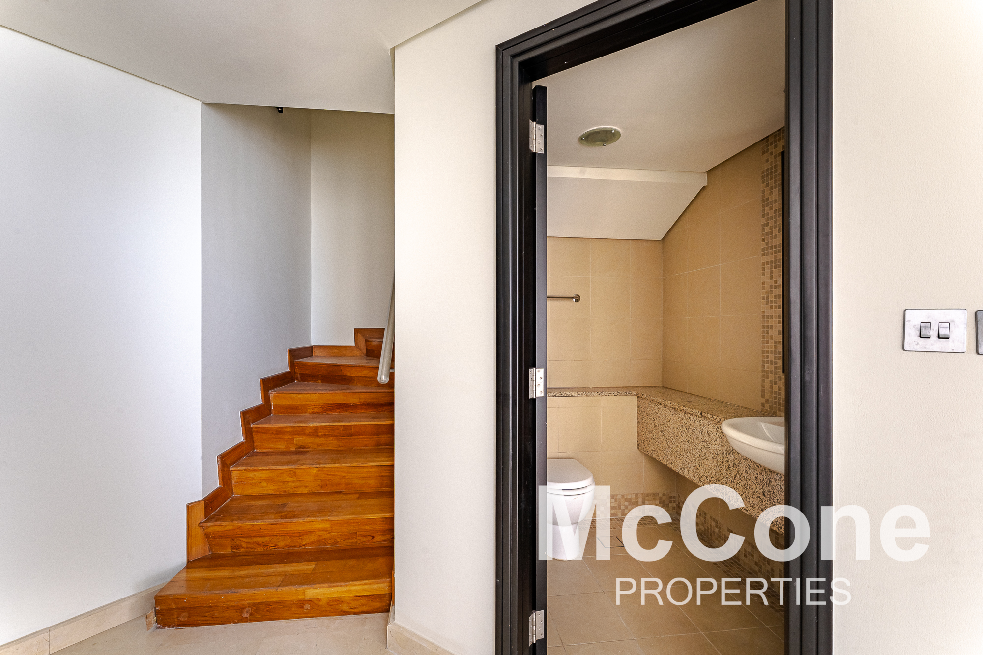 1 Bedroom Apartment for Sale in Sky Gardens, DIFC — photograph 10 of 17