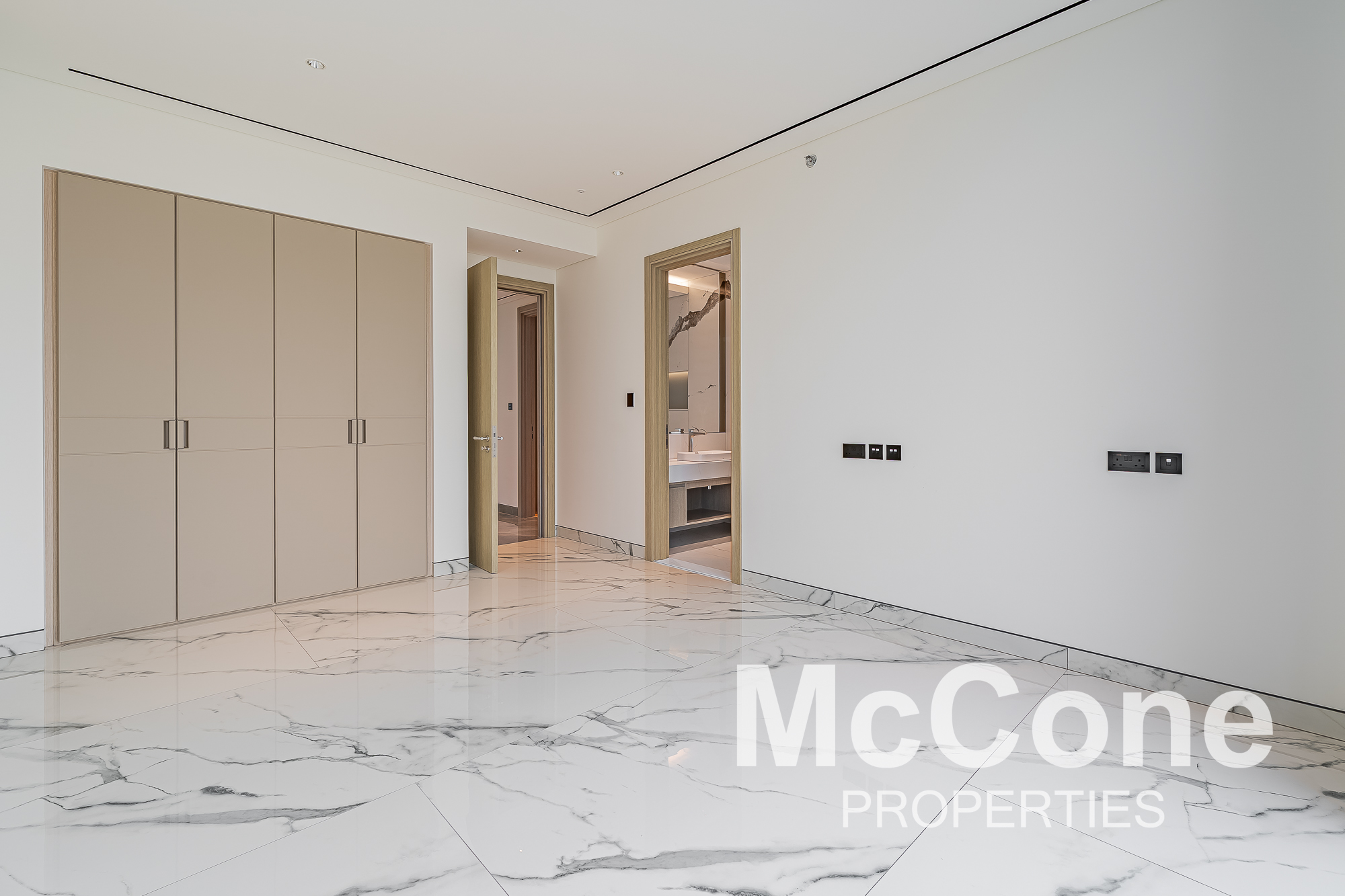 4 Bedroom Apartment for Sale in The S Tower, Dubai Internet City — photograph 17 of 21