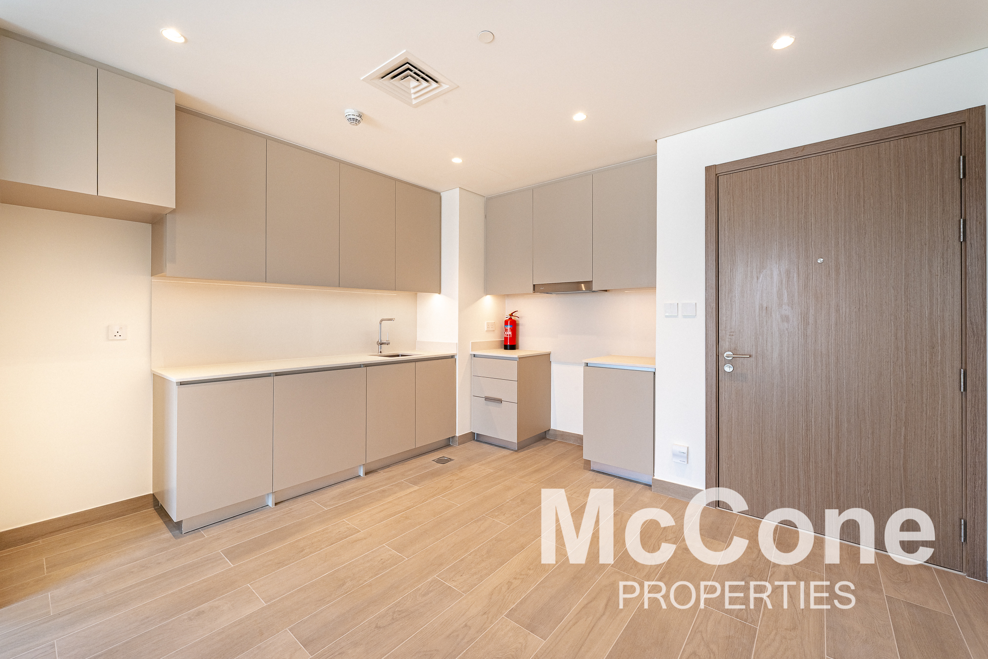 1 Bedroom Apartment for Sale in Lotus at Creek Beach Building 3, Dubai Creek Harbour (The Lagoons) — photo 2 of 15