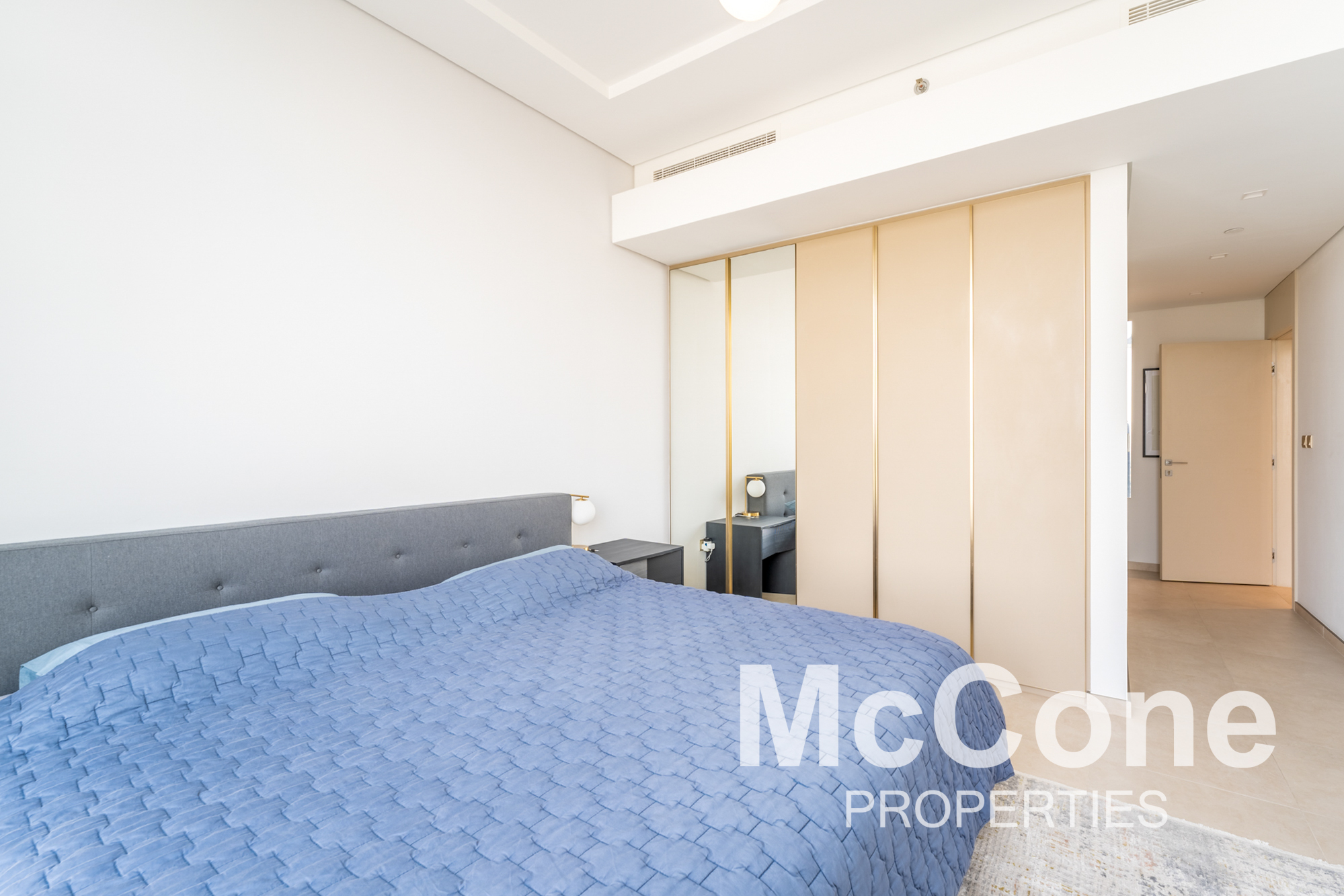 2 Bedroom Apartment for Sale in Banyan Tree Residences Hillside Dubai, Jumeirah Lake Towers — photo 7 of 14