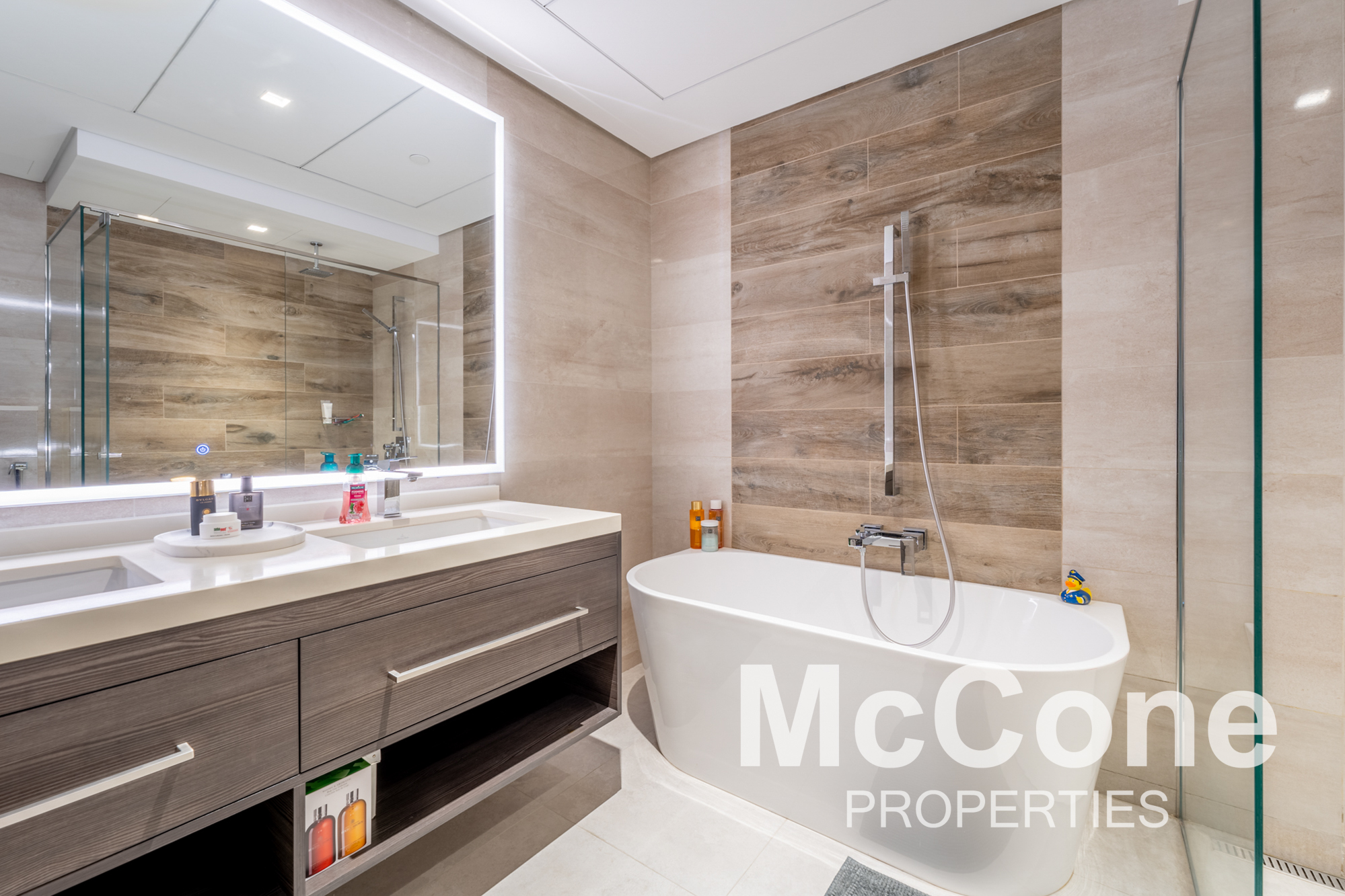 2 Bedroom Apartment for Sale in Banyan Tree Residences Hillside Dubai, Jumeirah Lake Towers — photo 8 of 14