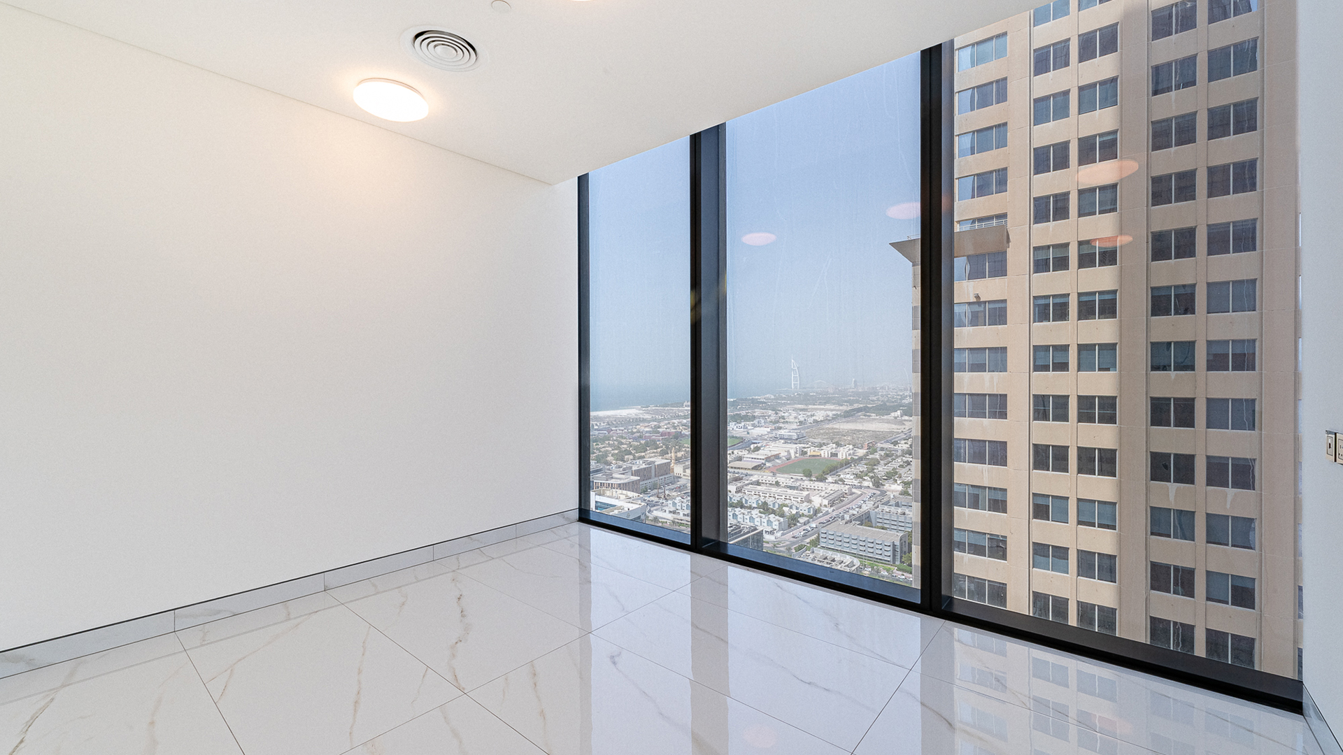 4 Bedroom Apartment for Sale in The S Tower, Dubai Internet City — photograph 18 of 31