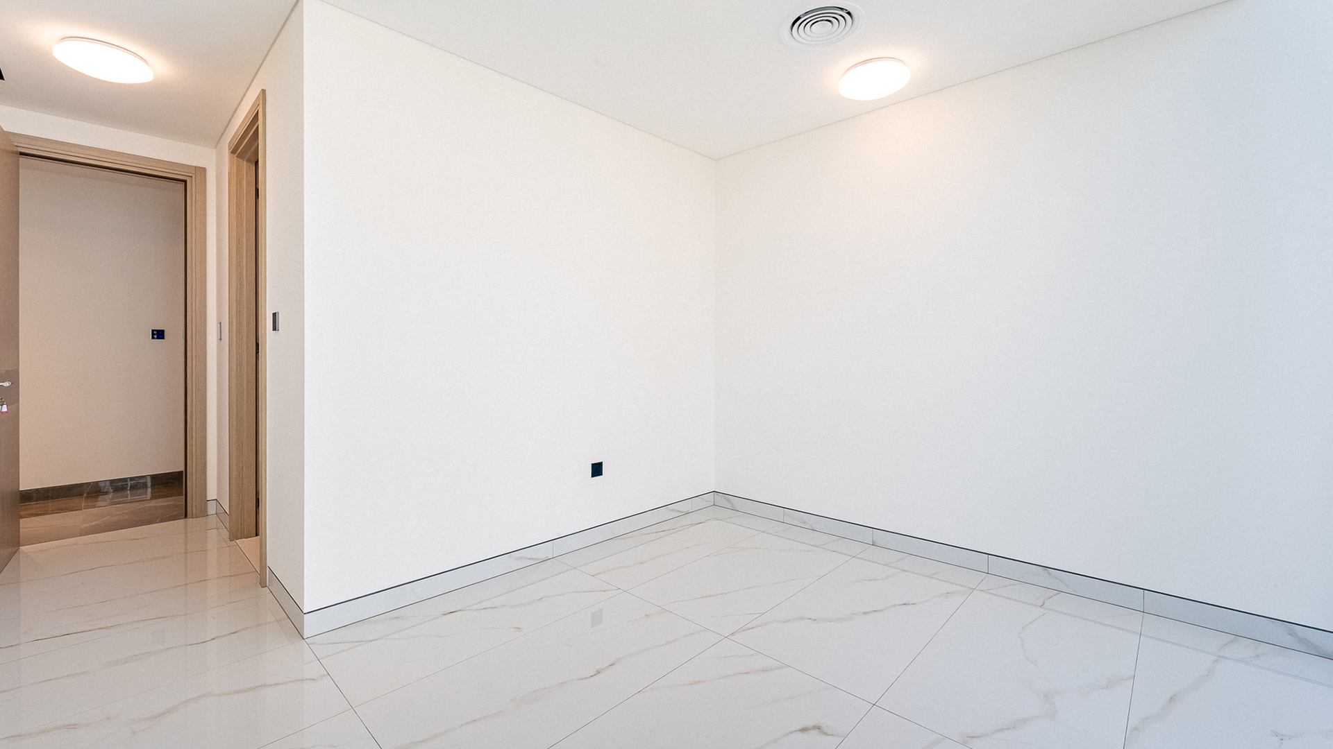 4 Bedroom Apartment for Sale in The S Tower, Dubai Internet City — photograph 19 of 31