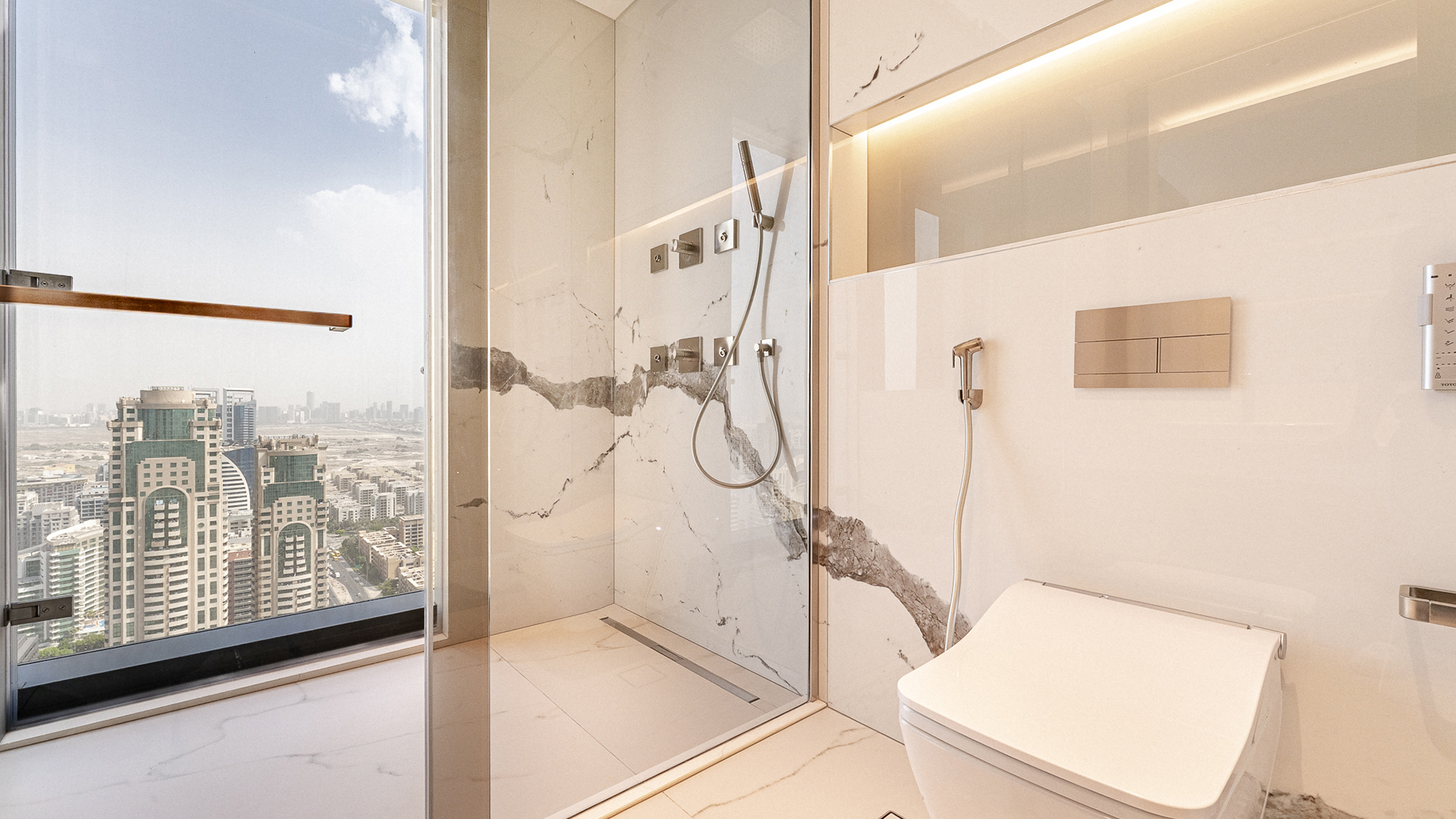 4 Bedroom Apartment for Sale in The S Tower, Dubai Internet City — photograph 26 of 31