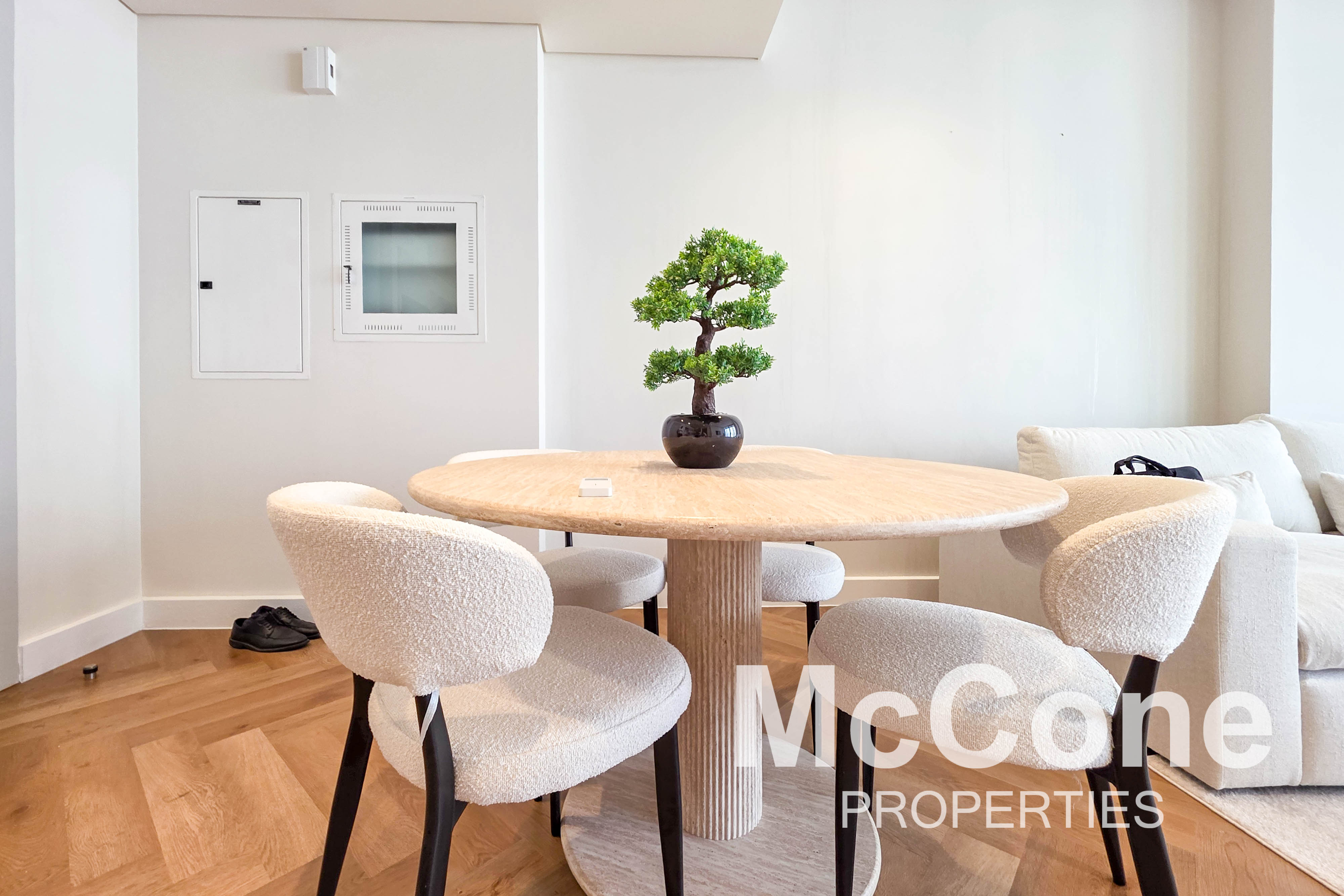 1 Bedroom Apartment for Sale in Beach Isle Tower 1, Dubai Harbour — photo 7 of 13