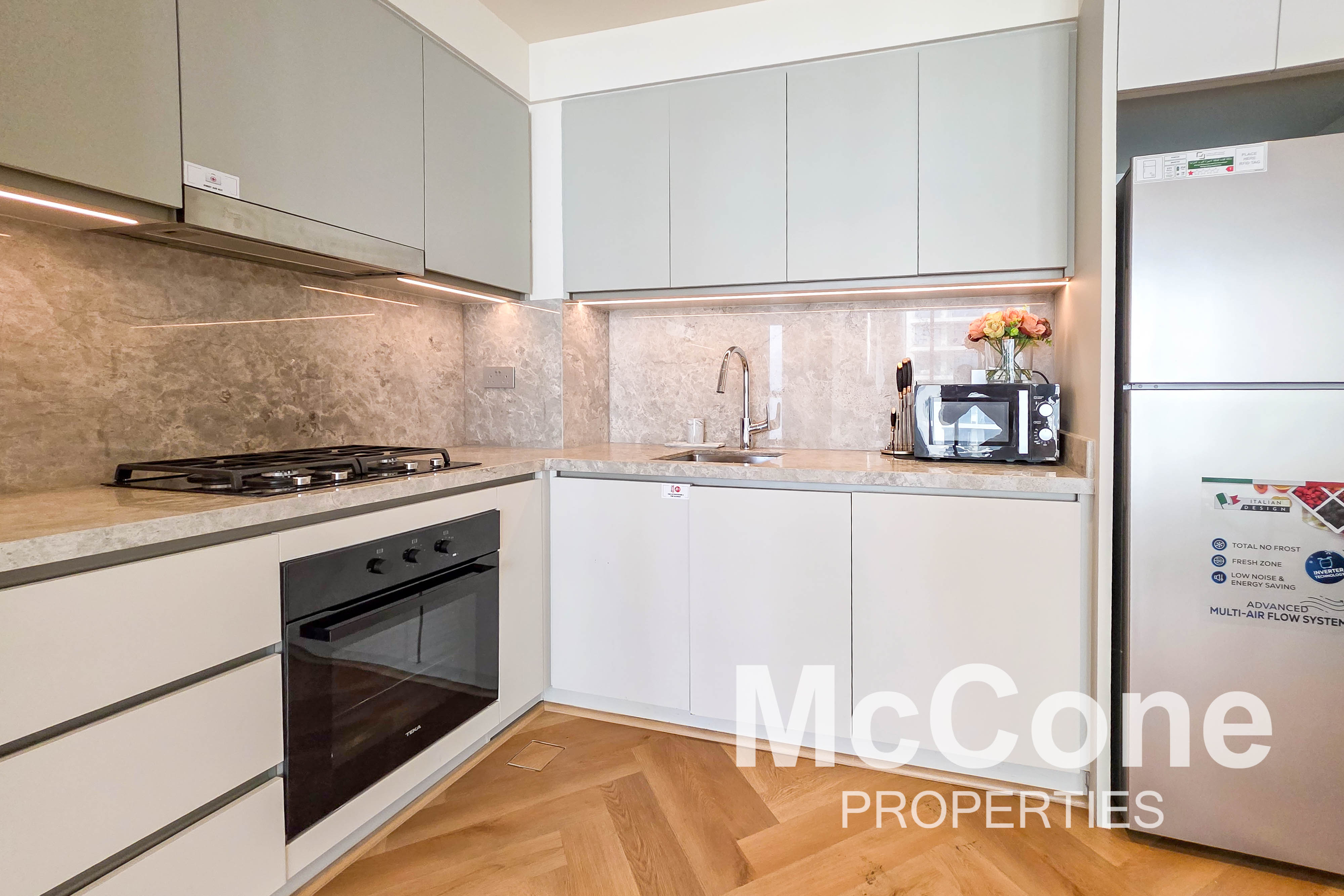 1 Bedroom Apartment for Sale in Beach Isle Tower 1, Dubai Harbour — photo 8 of 13