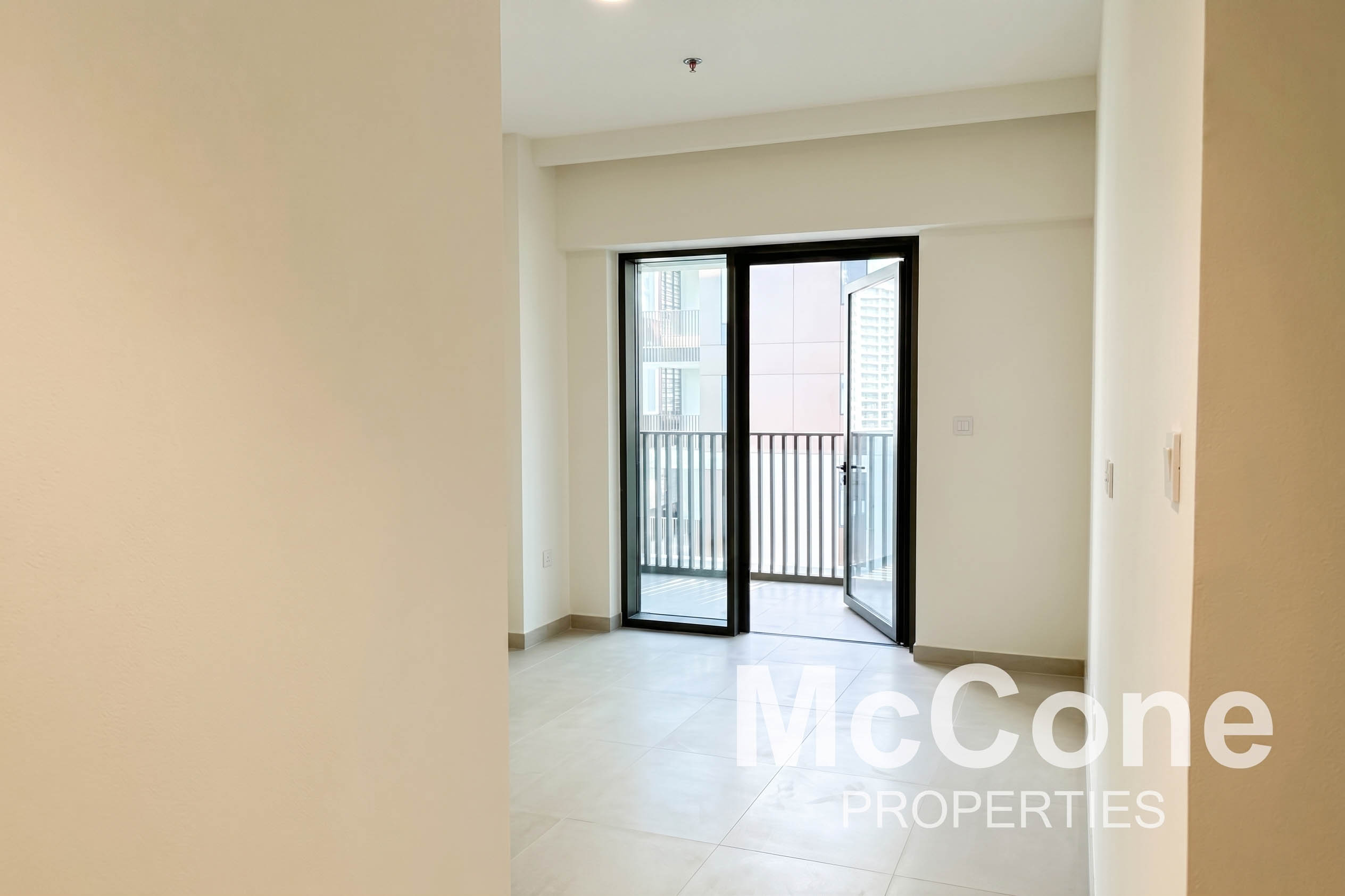 1 Bedroom Apartment for Sale in Lotus at Creek Beach Building 3, Dubai Creek Harbour (The Lagoons) — photo 6 of 10