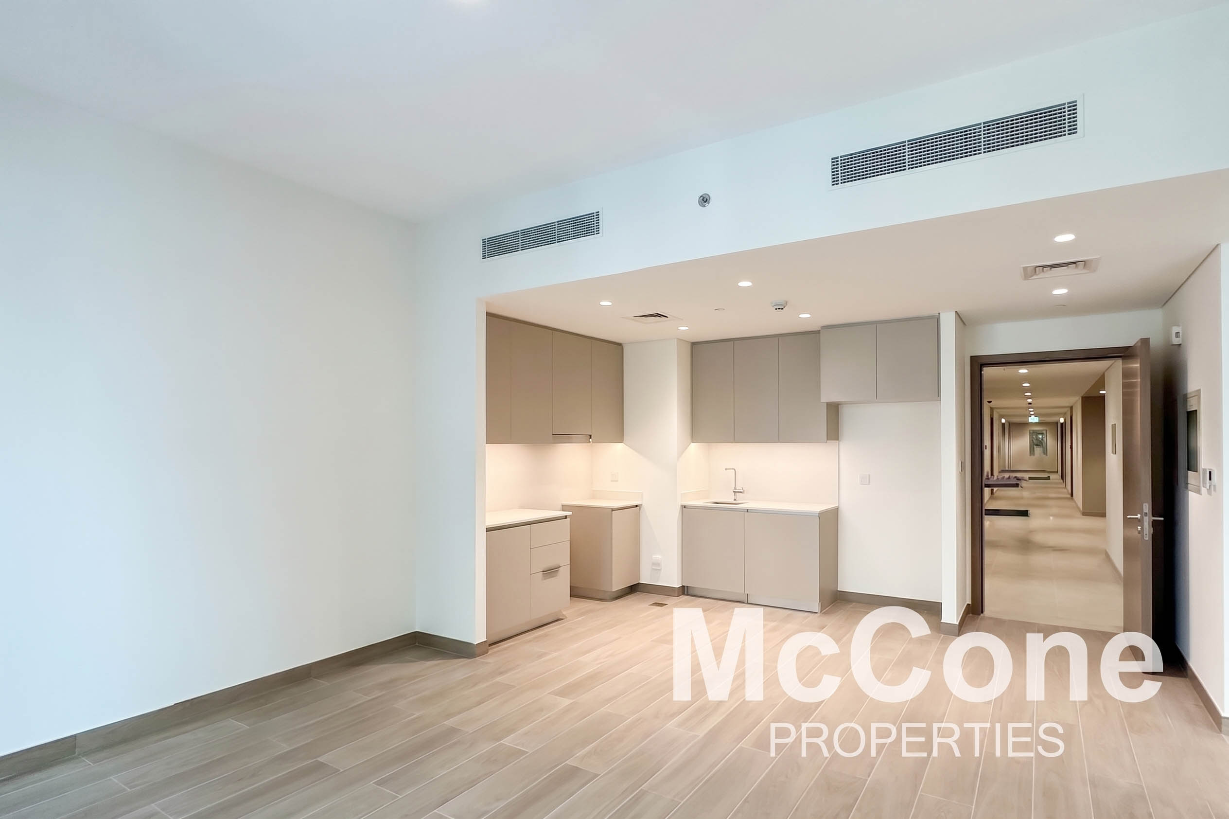 1 Bedroom Apartment for Sale in Lotus at Creek Beach Building 3, Dubai Creek Harbour (The Lagoons) — photo 2 of 10