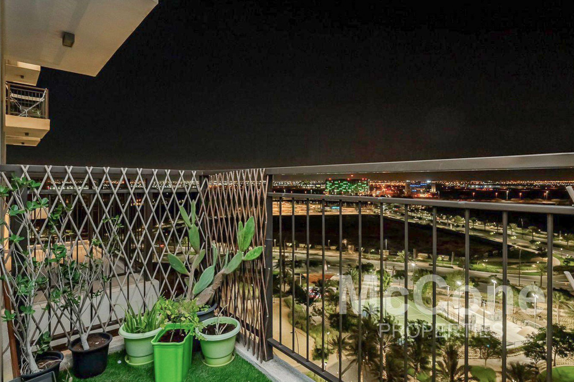 1 Bedroom Apartment for Sale in Golf Views A, Dubai South (Dubai World Central) — photo 3 of 17
