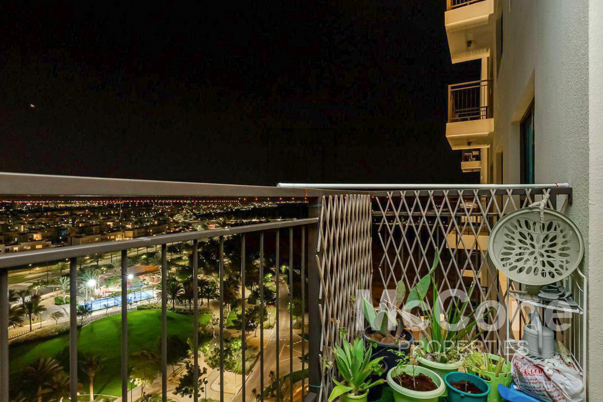 1 Bedroom Apartment for Sale in Golf Views A, Dubai South (Dubai World Central) — photo 2 of 17