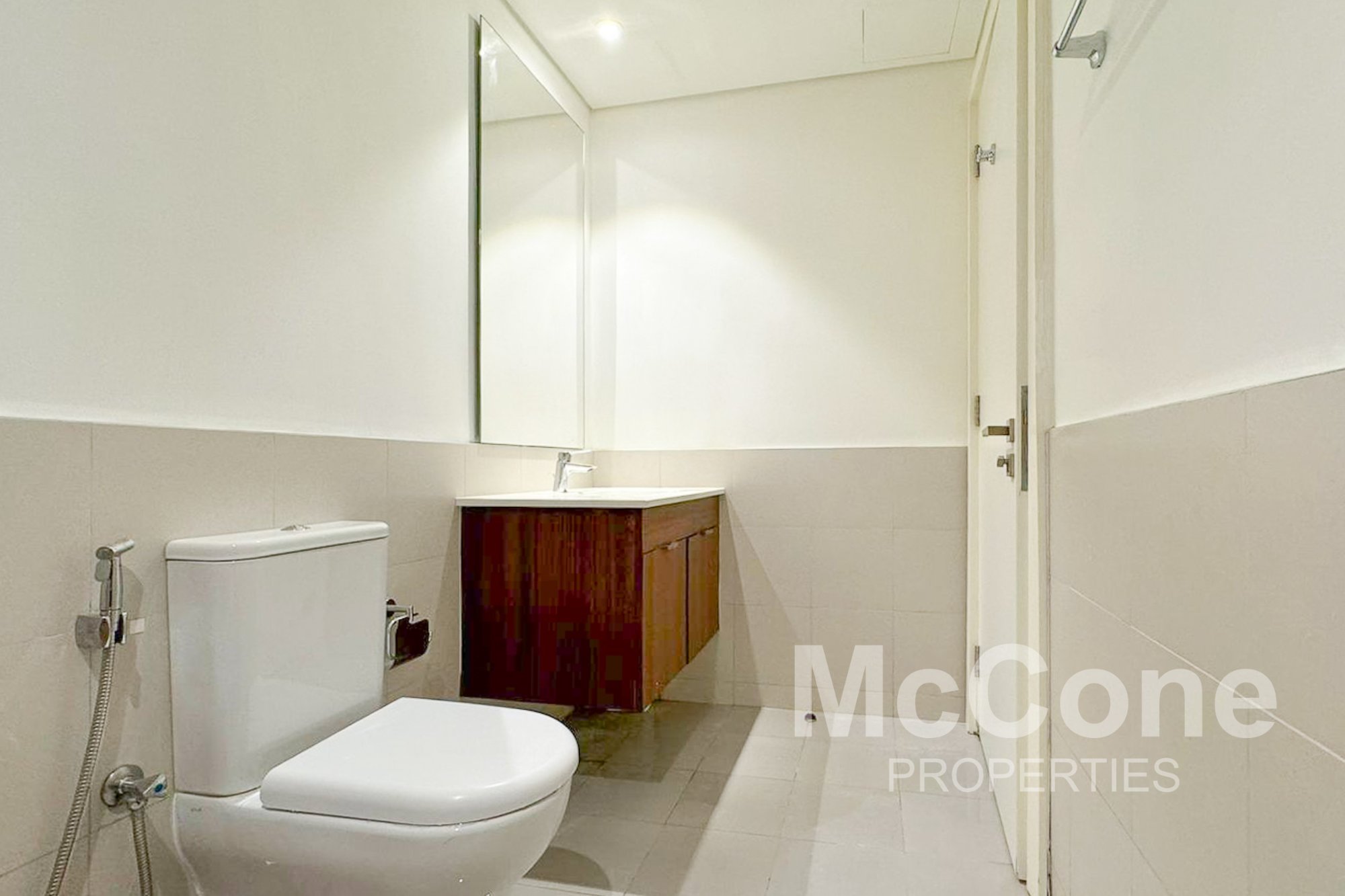 1 Bedroom Apartment for Sale in Golf Views A, Dubai South (Dubai World Central) — photograph 14 of 17