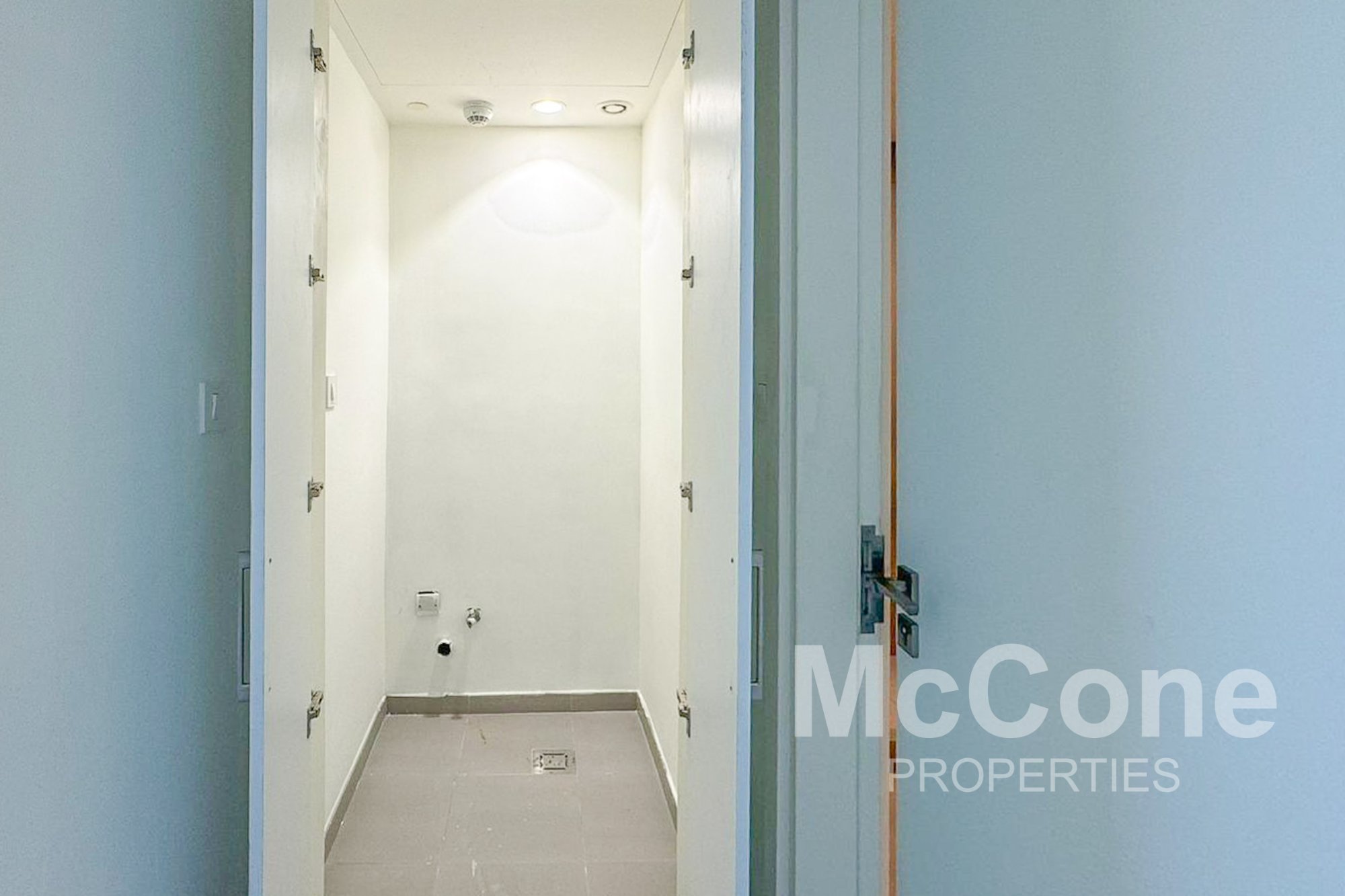 1 Bedroom Apartment for Sale in Golf Views A, Dubai South (Dubai World Central) — photograph 11 of 17