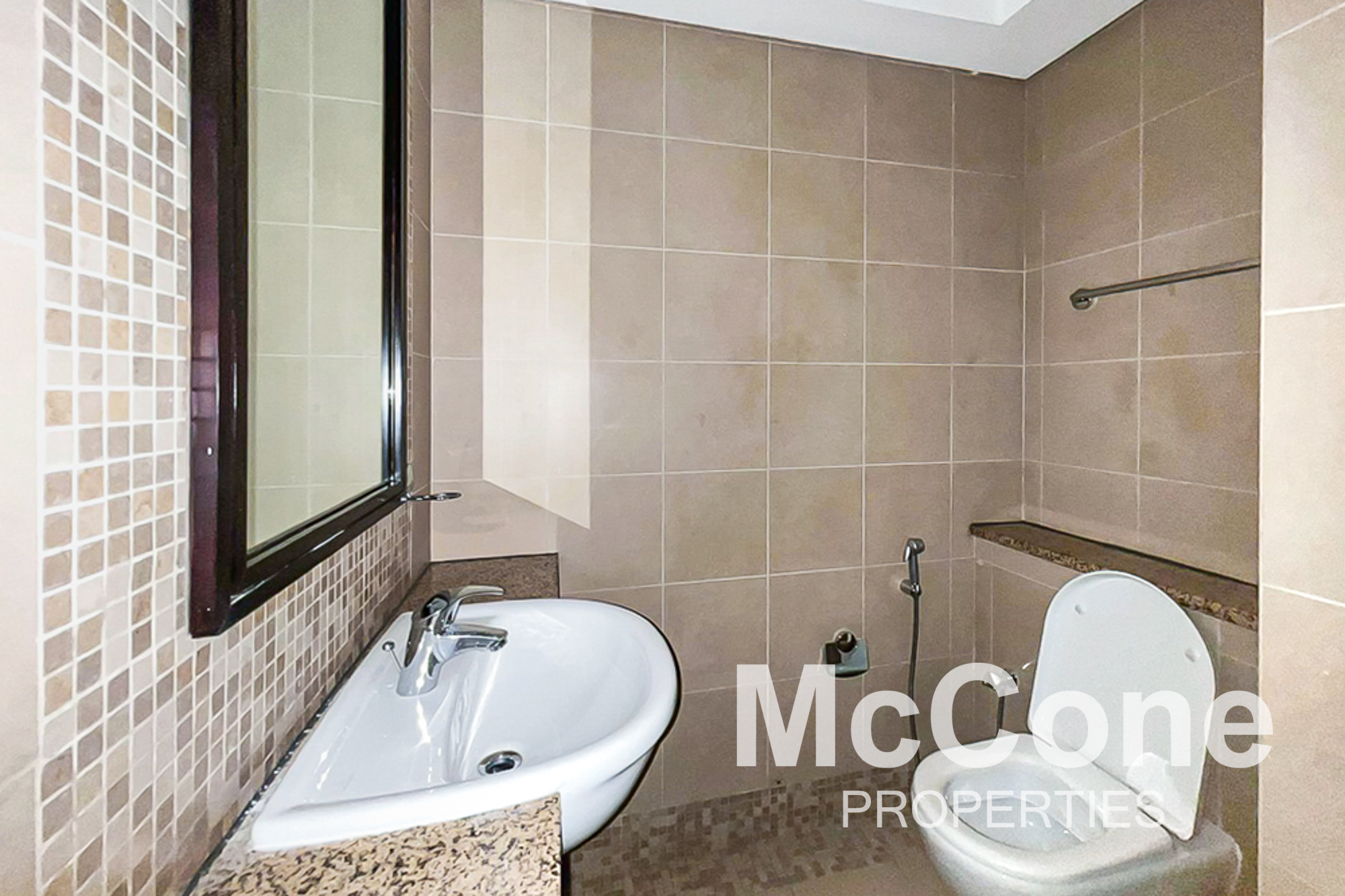 2 Bedroom Apartment for Sale in Sky Gardens, DIFC — photo 9 of 11