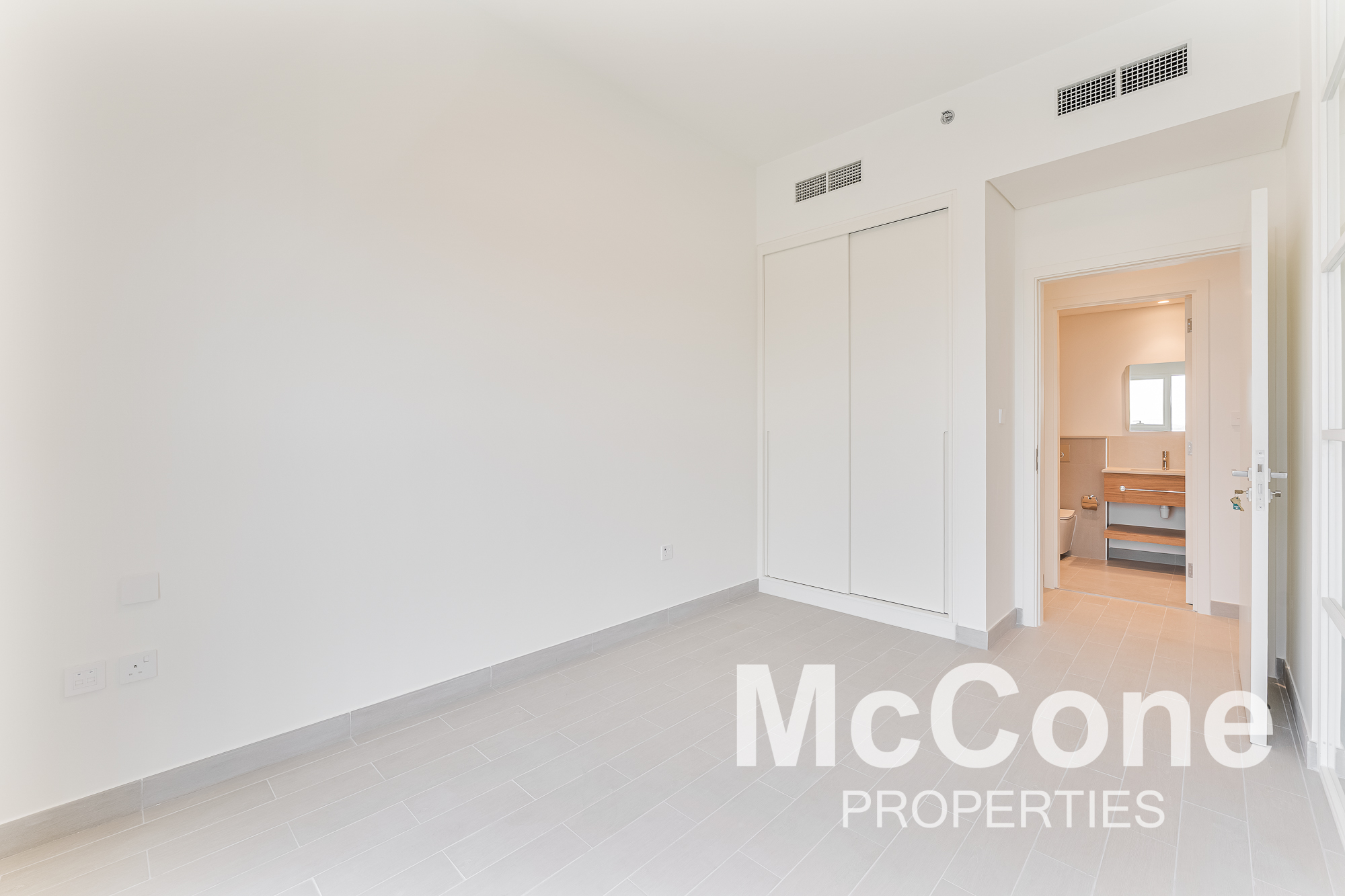 1 Bedroom Apartment for Sale in Golfville Block A, Dubai Hills Estate — photo 7 of 12