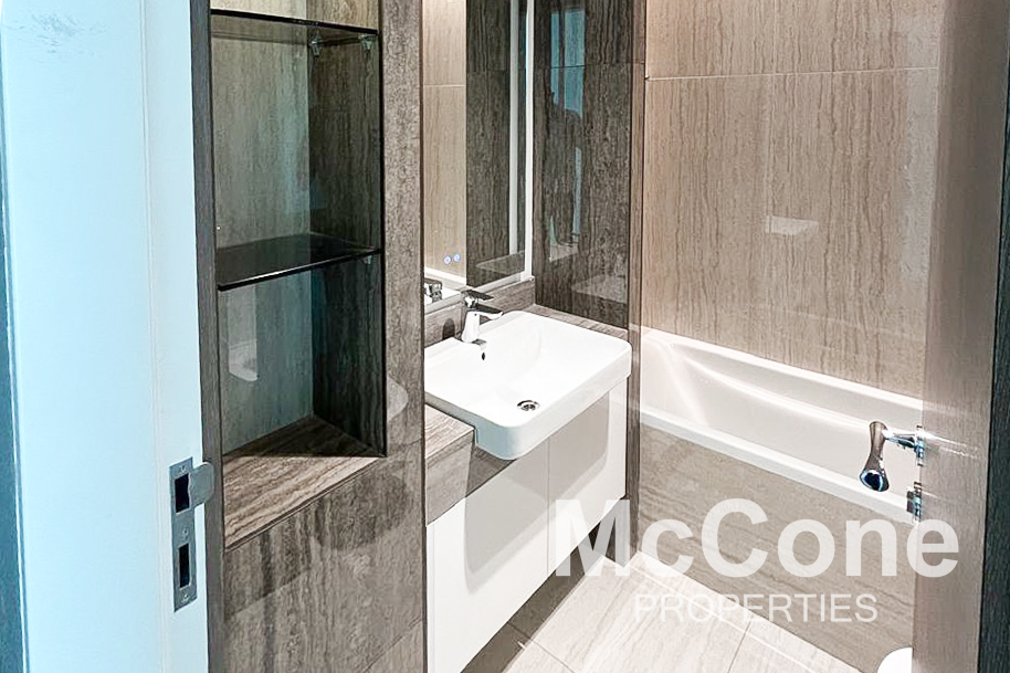 1 Bedroom Apartment for Sale in Me Do Re 2, Jumeirah Lake Towers — photo 9 of 11