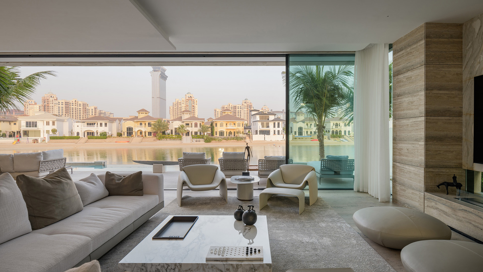6 Bedroom Villa for Sale in Signature Villas Frond G, Palm Jumeirah — photo 3 of 32