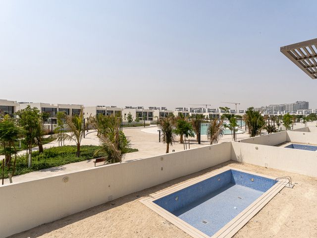 6 Bedroom Villa for Sale in District One Phase III, Mohammed Bin Rashid City