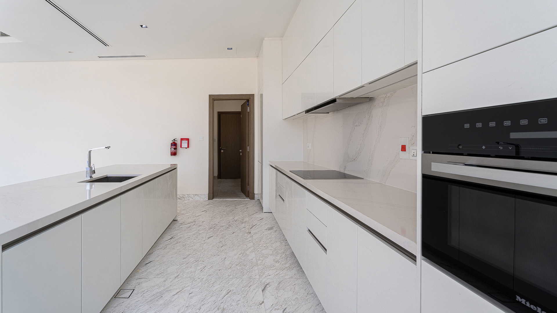 6 Bedroom Villa for Sale in District One Phase III, Mohammed Bin Rashid City — photo 7 of 31
