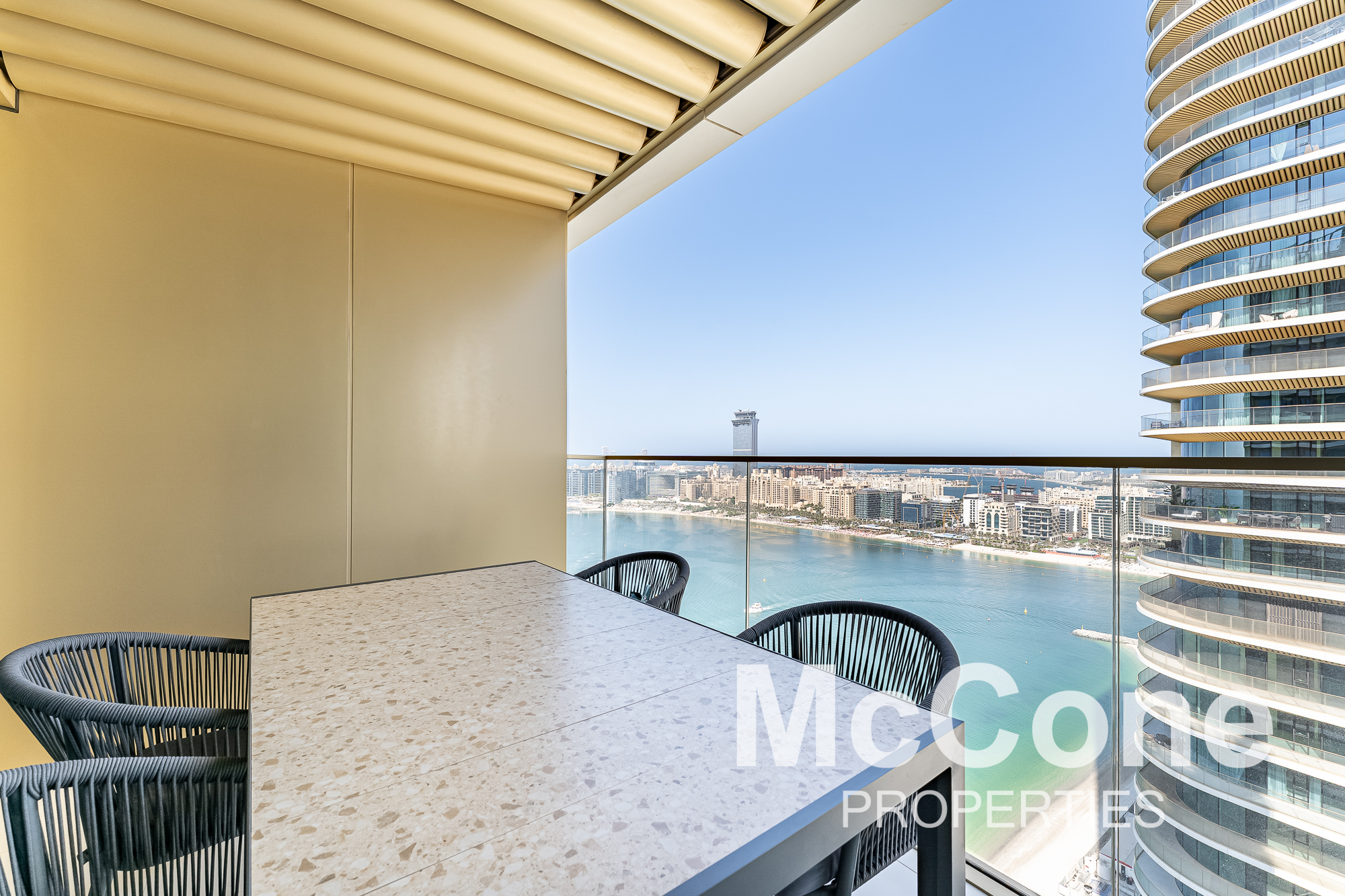 2 Bedroom Apartment for Sale in Grand Bleu Tower 2, Dubai Harbour — photograph 16 of 18