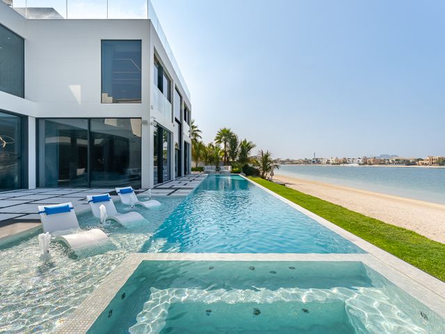 5 Bedroom Villa for Sale in Signature Villas Frond E, Palm Jumeirah
