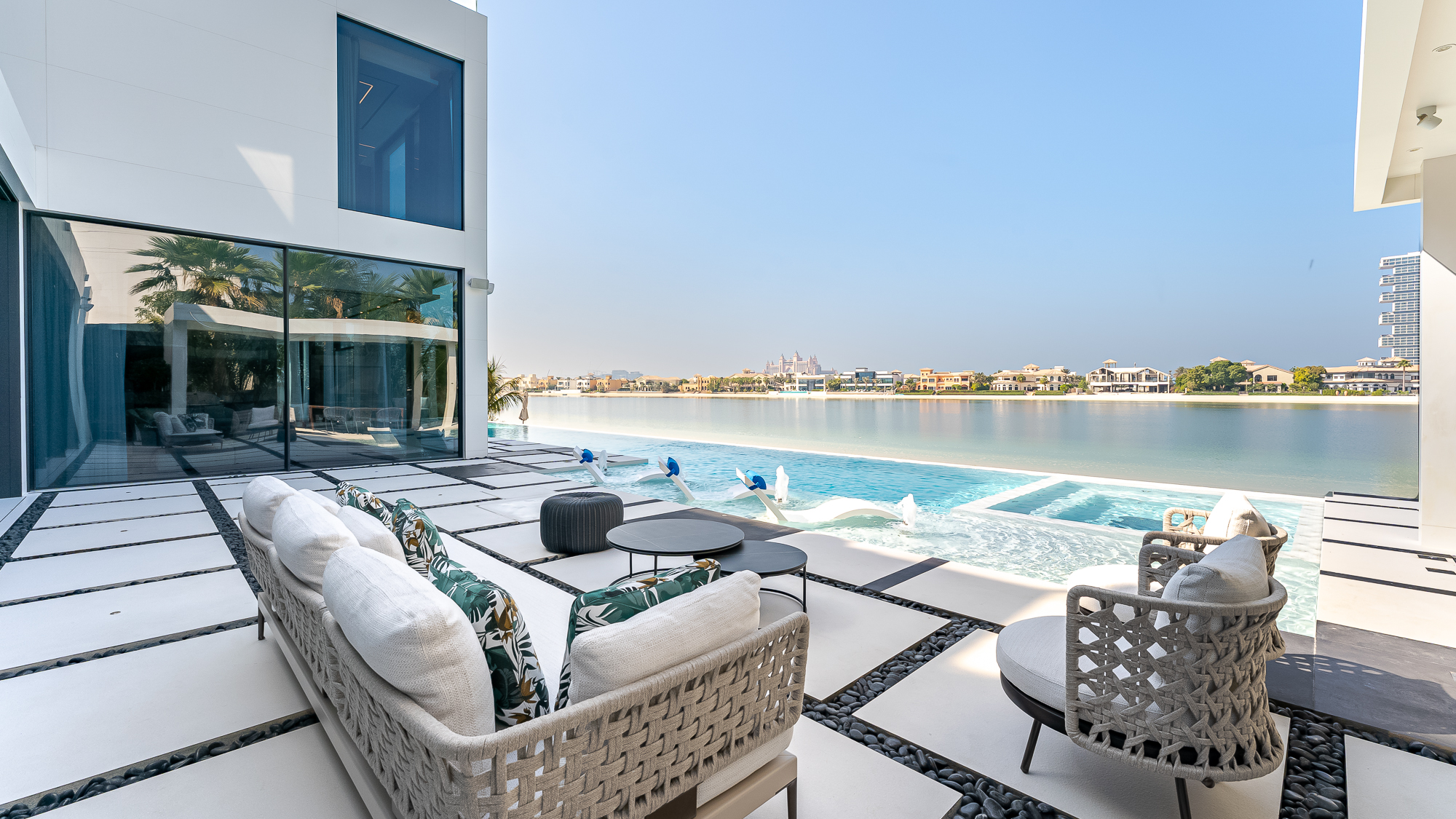5 Bedroom Villa for Sale in Signature Villas Frond E, Palm Jumeirah — photograph 58 of 89
