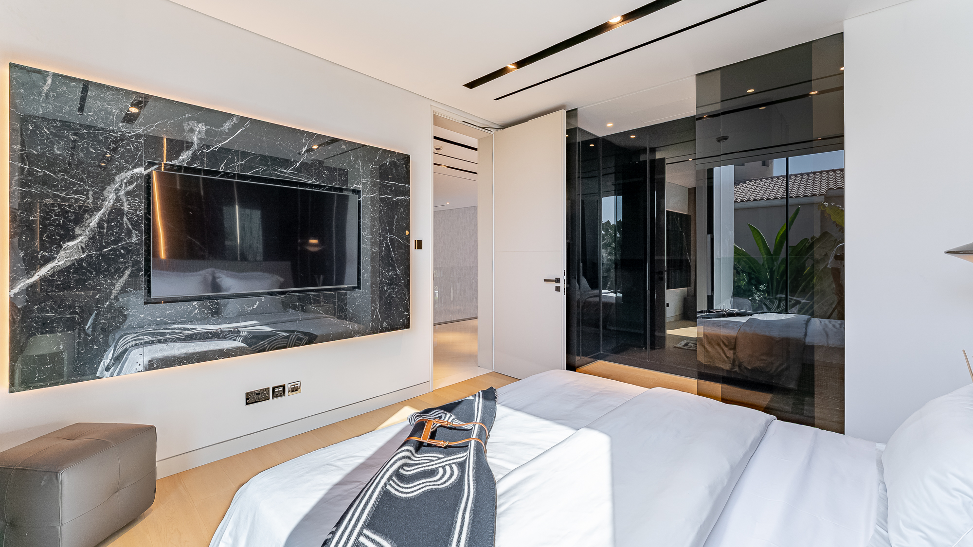 5 Bedroom Villa for Sale in Signature Villas Frond E, Palm Jumeirah — photograph 71 of 89