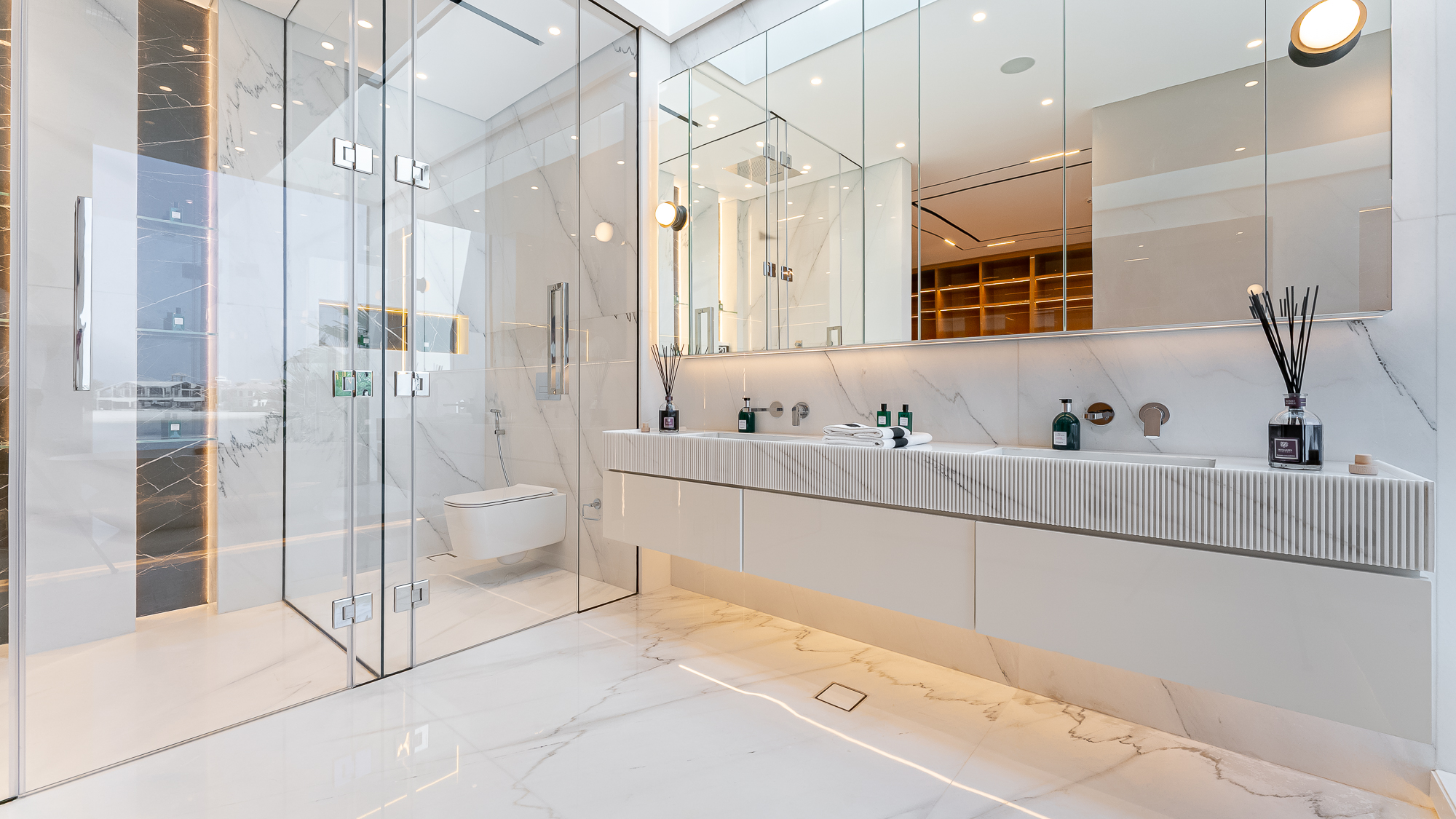 5 Bedroom Villa for Sale in Signature Villas Frond E, Palm Jumeirah — photograph 76 of 89