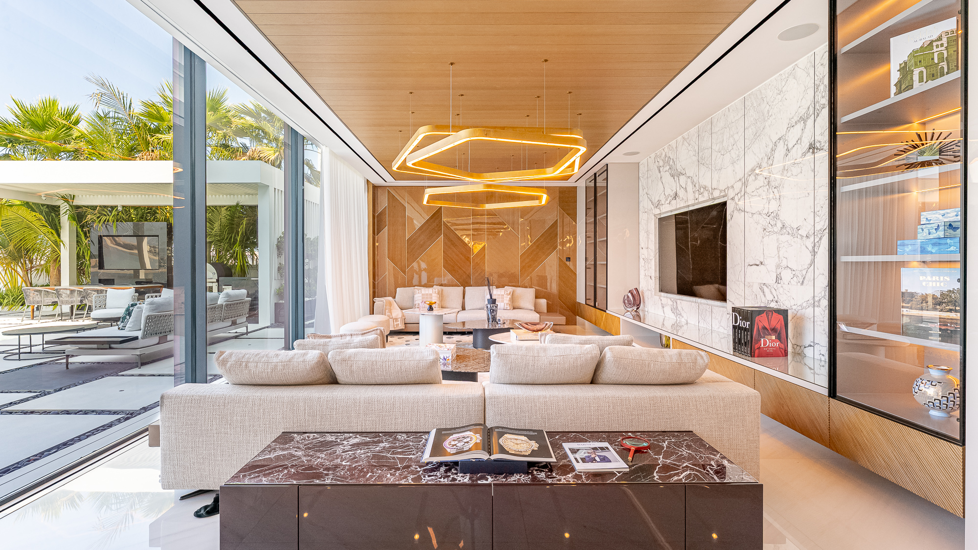 5 Bedroom Villa for Sale in Signature Villas Frond E, Palm Jumeirah — photo 9 of 89