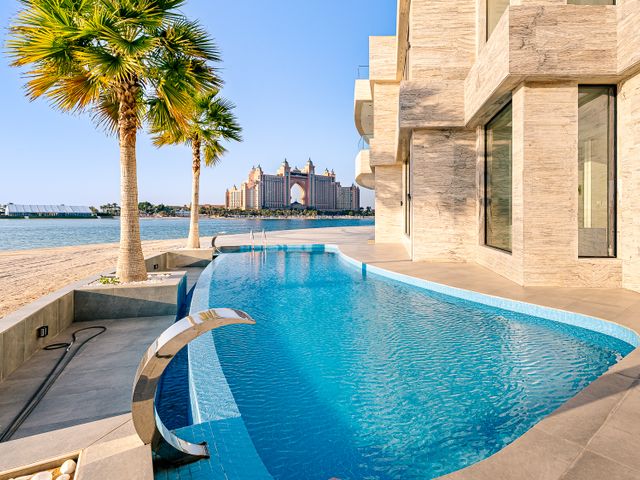 6 Bedroom Villa for Sale in Signature Villas Frond I, Palm Jumeirah