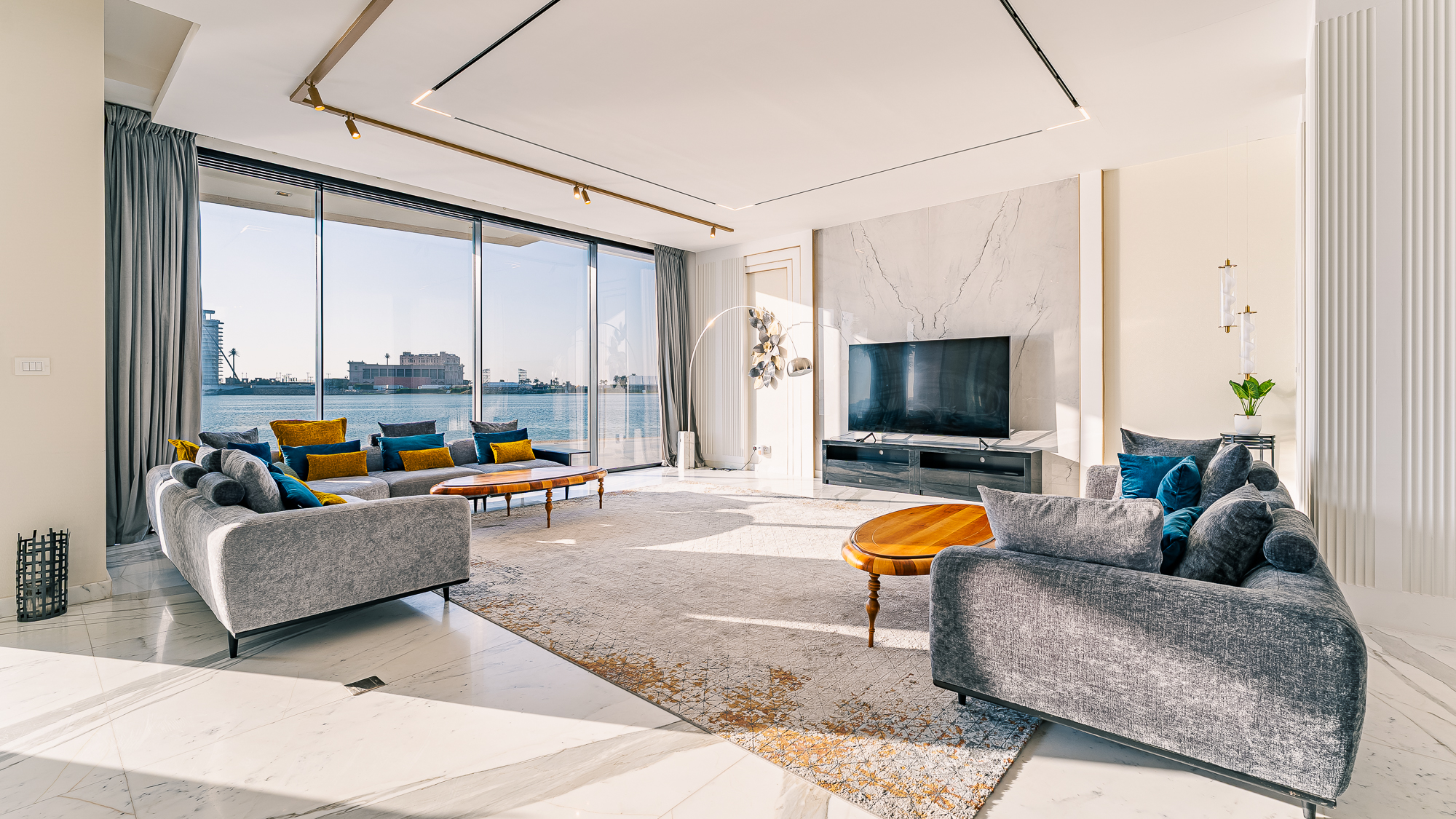 6 Bedroom Villa for Sale in Signature Villas Frond I, Palm Jumeirah — photo 2 of 51