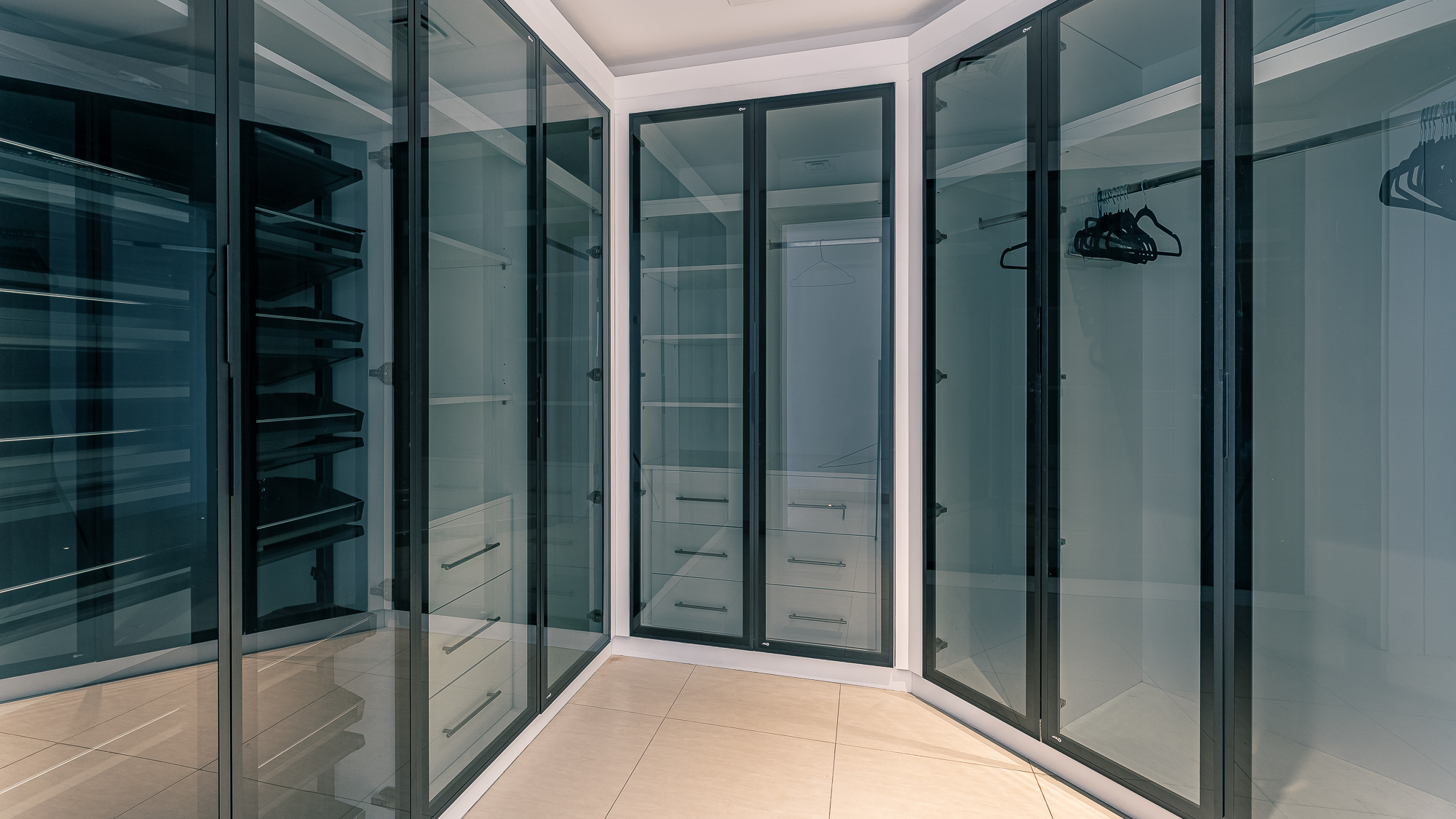 6 Bedroom Villa for Sale in Signature Villas Frond I, Palm Jumeirah — photograph 21 of 51