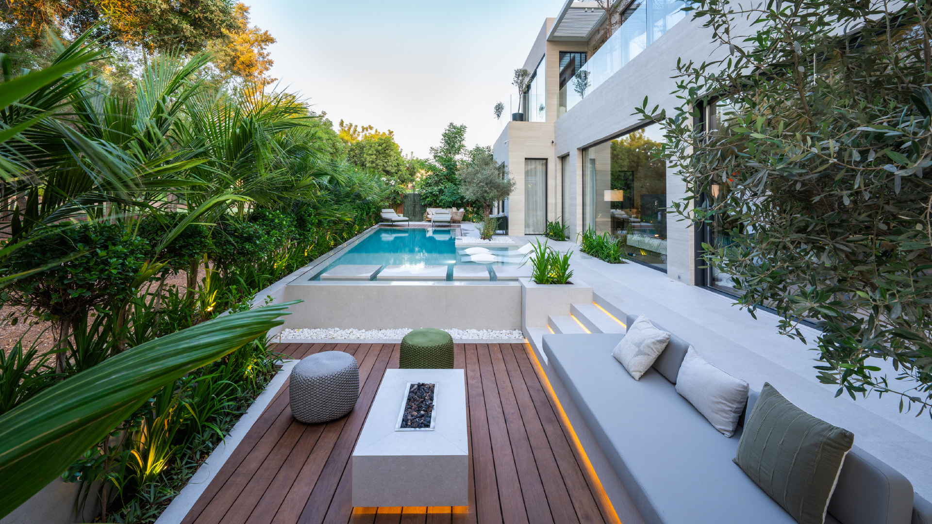 5 Bedroom Villa for Sale in Lime Tree Valley, Jumeirah Golf Estates — photograph 23 of 26