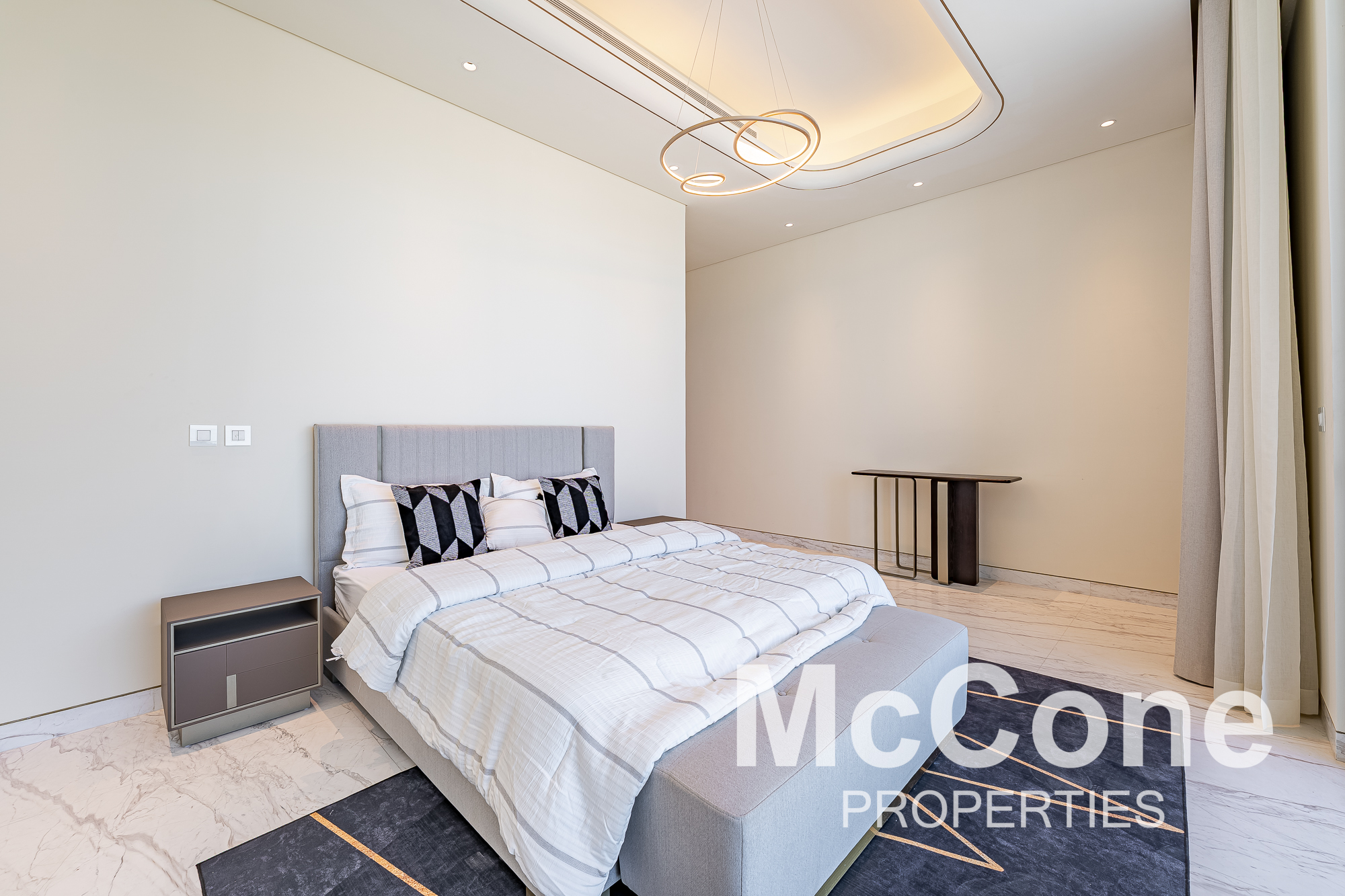 6 Bedroom Villa for Sale in Residential District, Dubai South (Dubai World Central) — photograph 17 of 31
