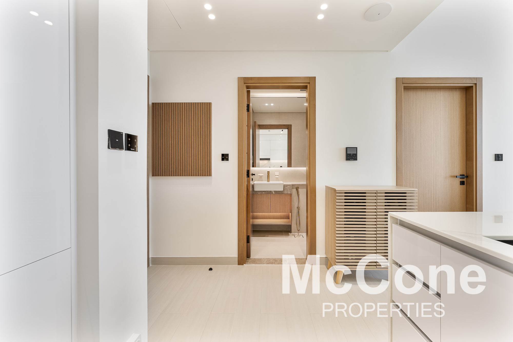 1 Bedroom Apartment for Sale in Binghatti Tulip, Jumeirah Village Circle — photo 6 of 14