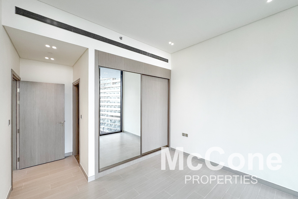 1 Bedroom Apartment for Sale in Binghatti Royale, Jumeirah Village Circle — photo 2 of 14