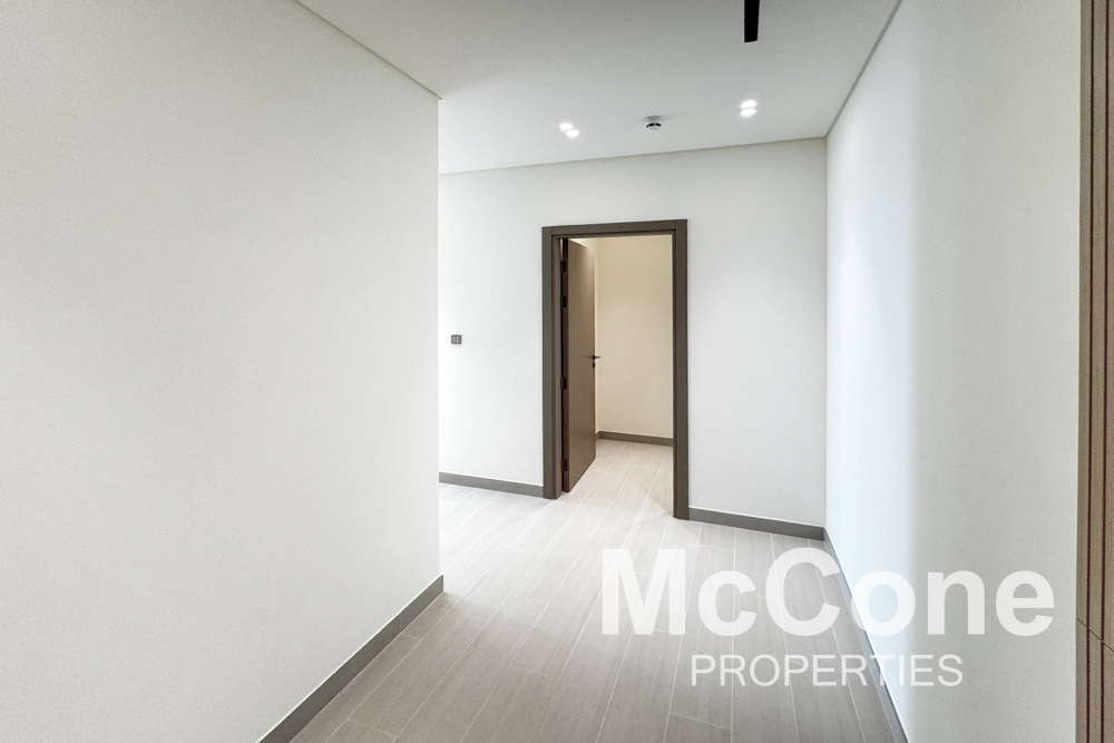 1 Bedroom Apartment for Sale in Binghatti Royale, Jumeirah Village Circle — photo 7 of 14