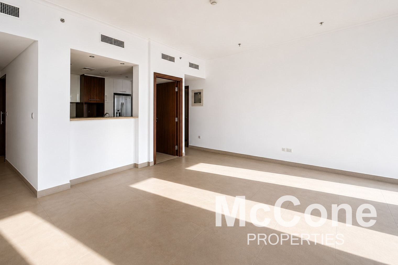 2 Bedroom Apartment for Sale in Burj Vista 1, Downtown Dubai — photo 3 of 13