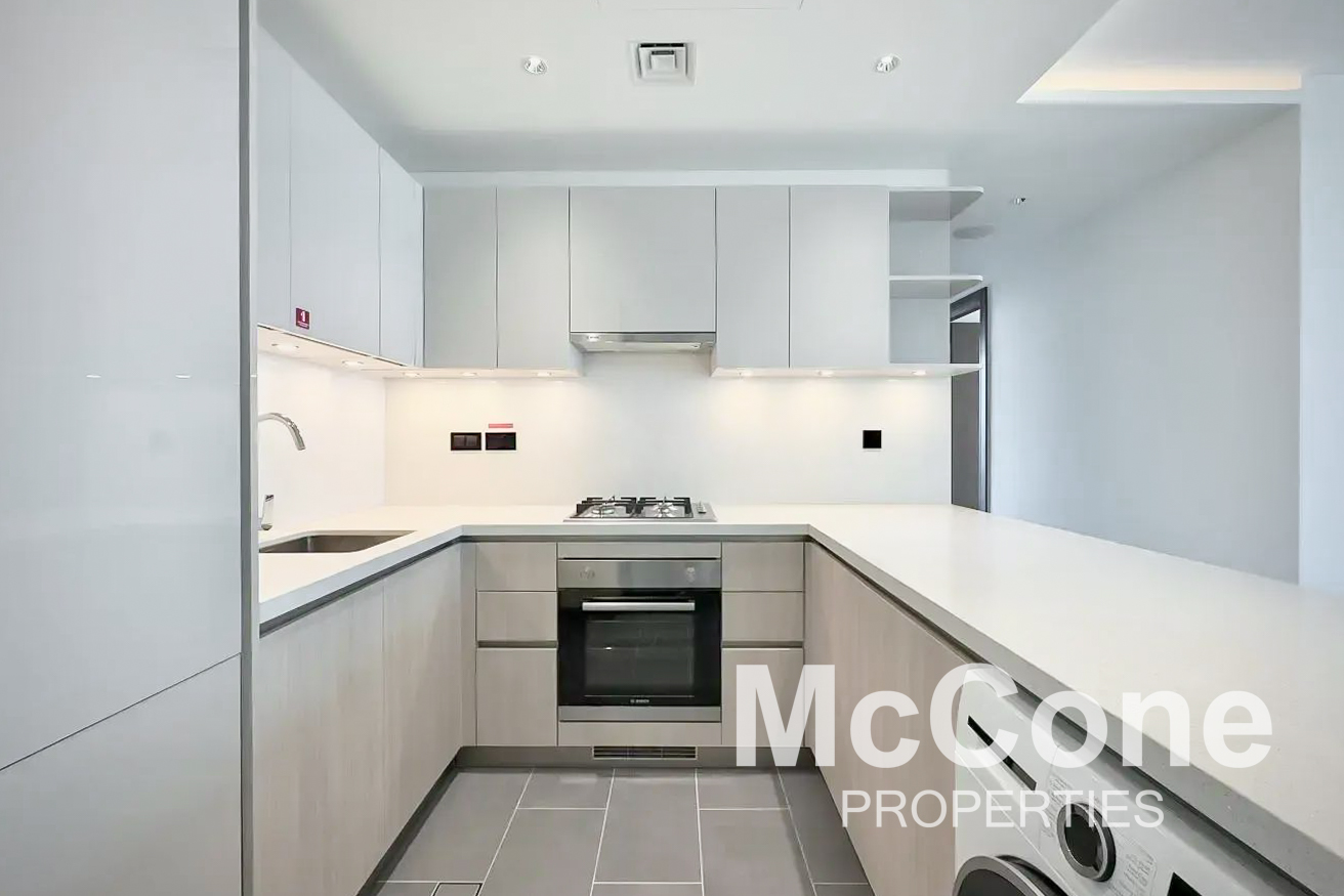 2 Bedroom Apartment for Sale in The Crest Tower C, Mohammed Bin Rashid City — photo 6 of 26