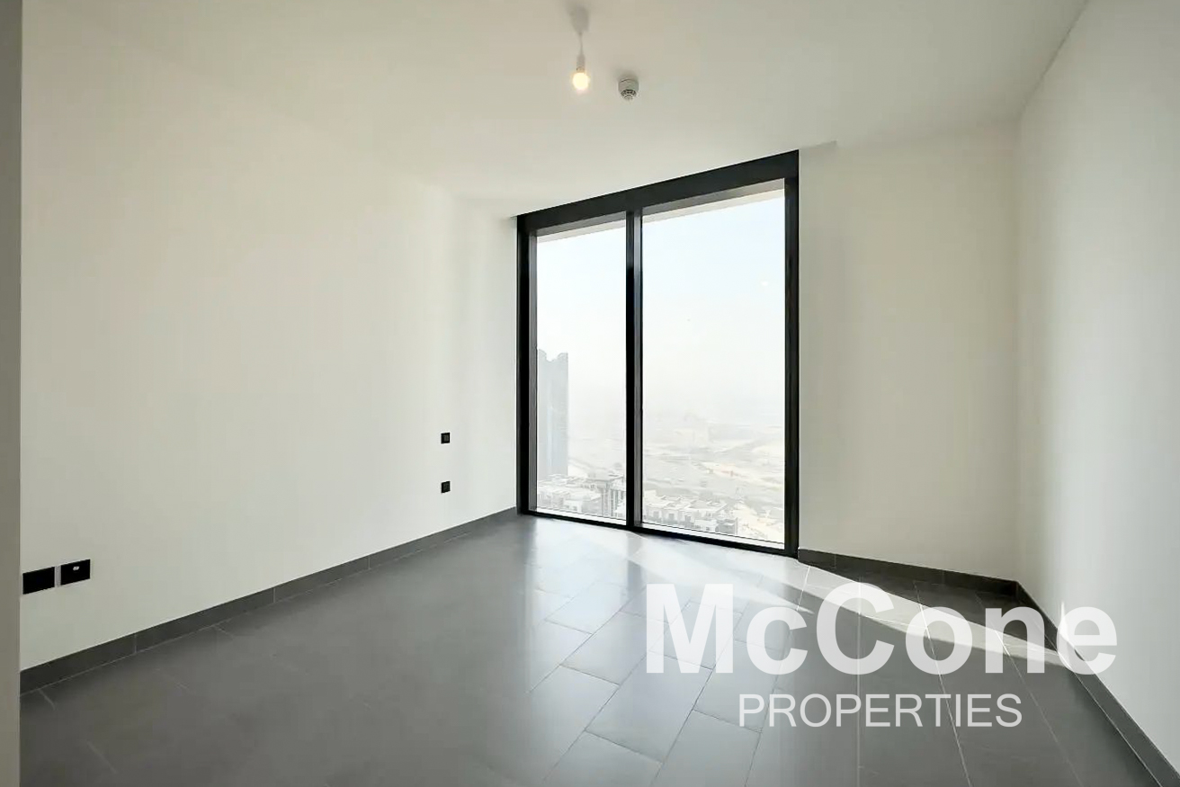 2 Bedroom Apartment for Sale in The Crest Tower C, Mohammed Bin Rashid City — photo 9 of 26