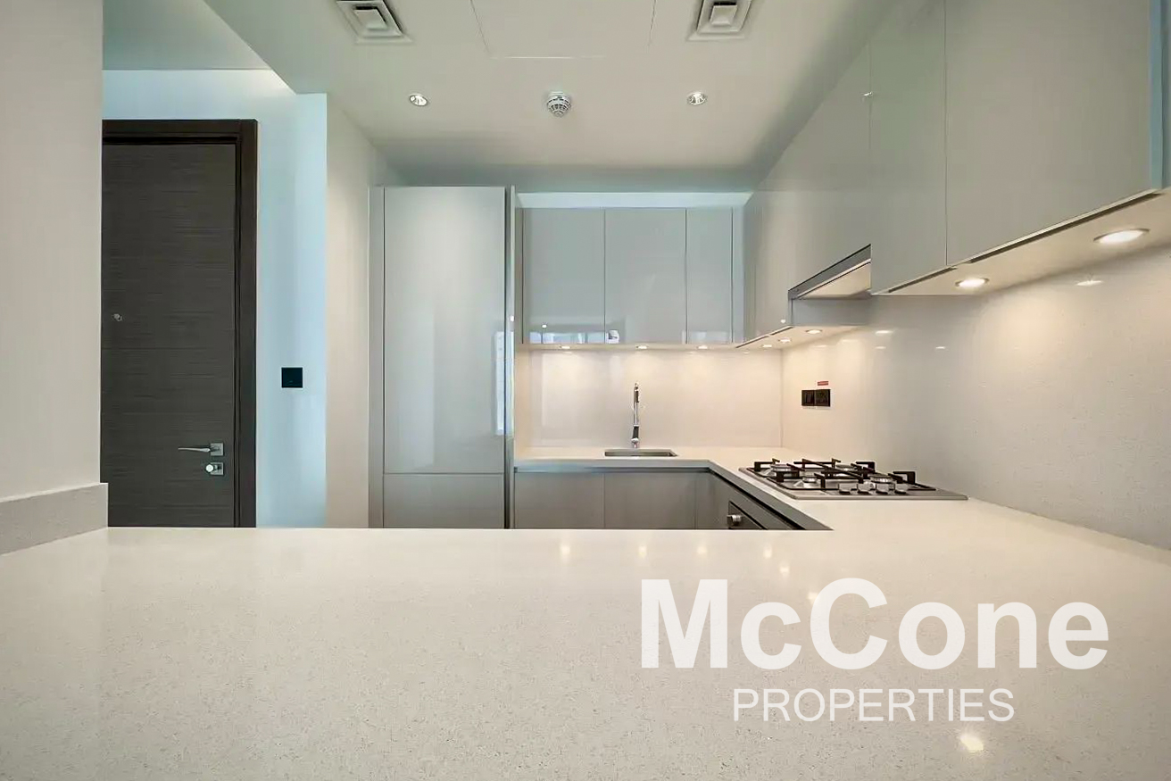 2 Bedroom Apartment for Sale in The Crest Tower C, Mohammed Bin Rashid City — photo 5 of 26
