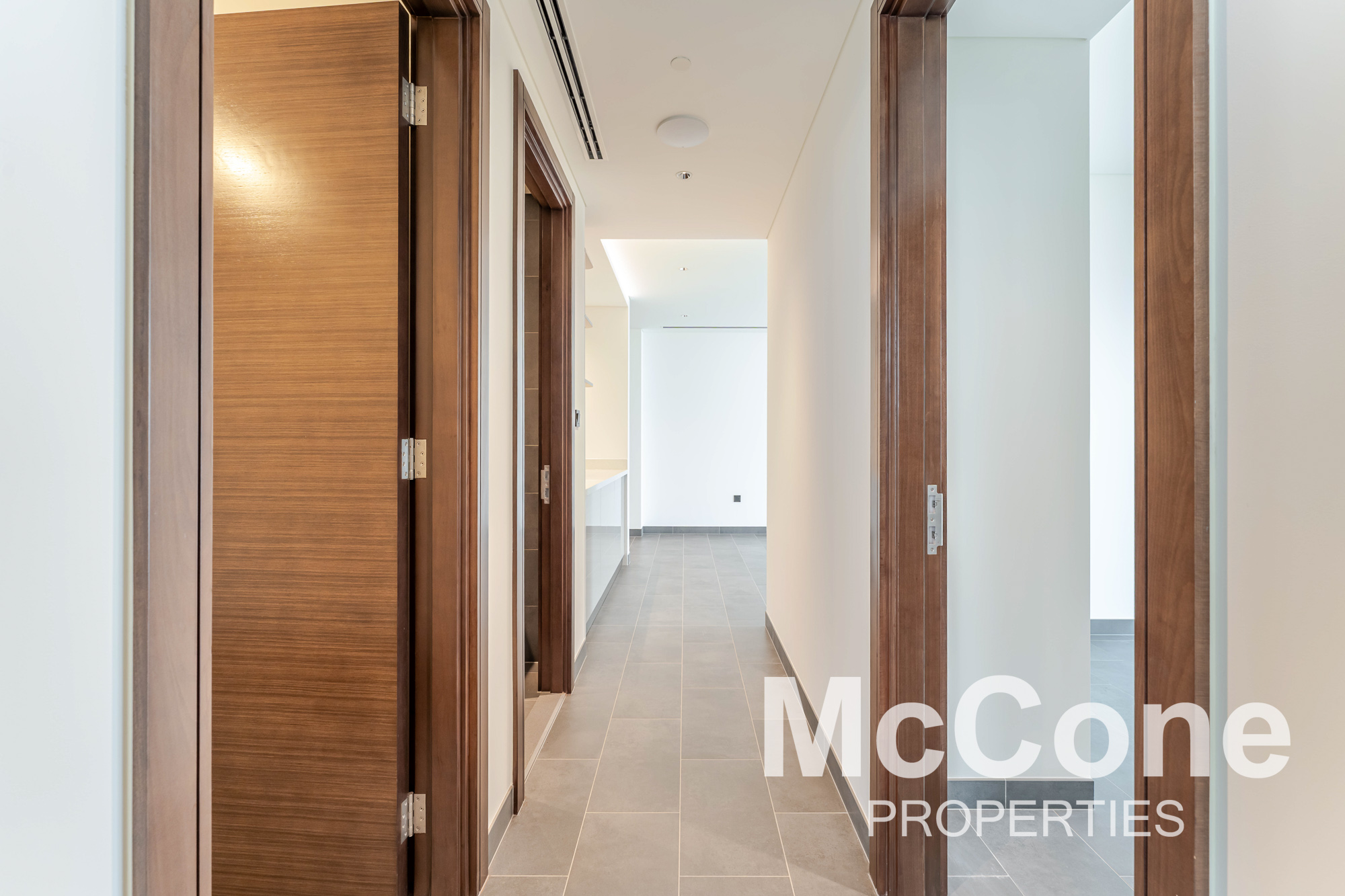 2 Bedroom Apartment for Sale in The Crest Tower C, Mohammed Bin Rashid City — photograph 17 of 26