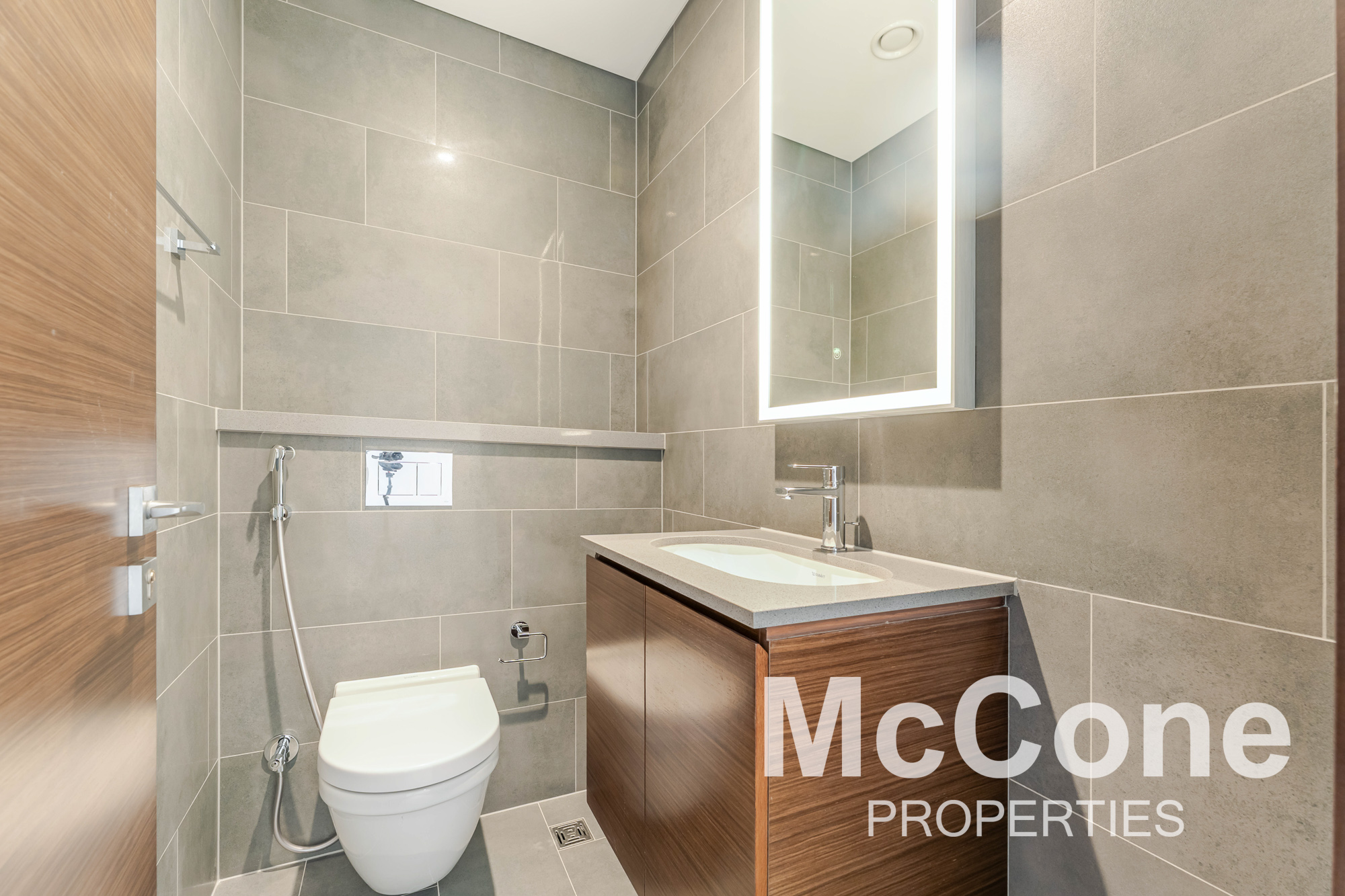 2 Bedroom Apartment for Sale in The Crest Tower C, Mohammed Bin Rashid City — photograph 19 of 26