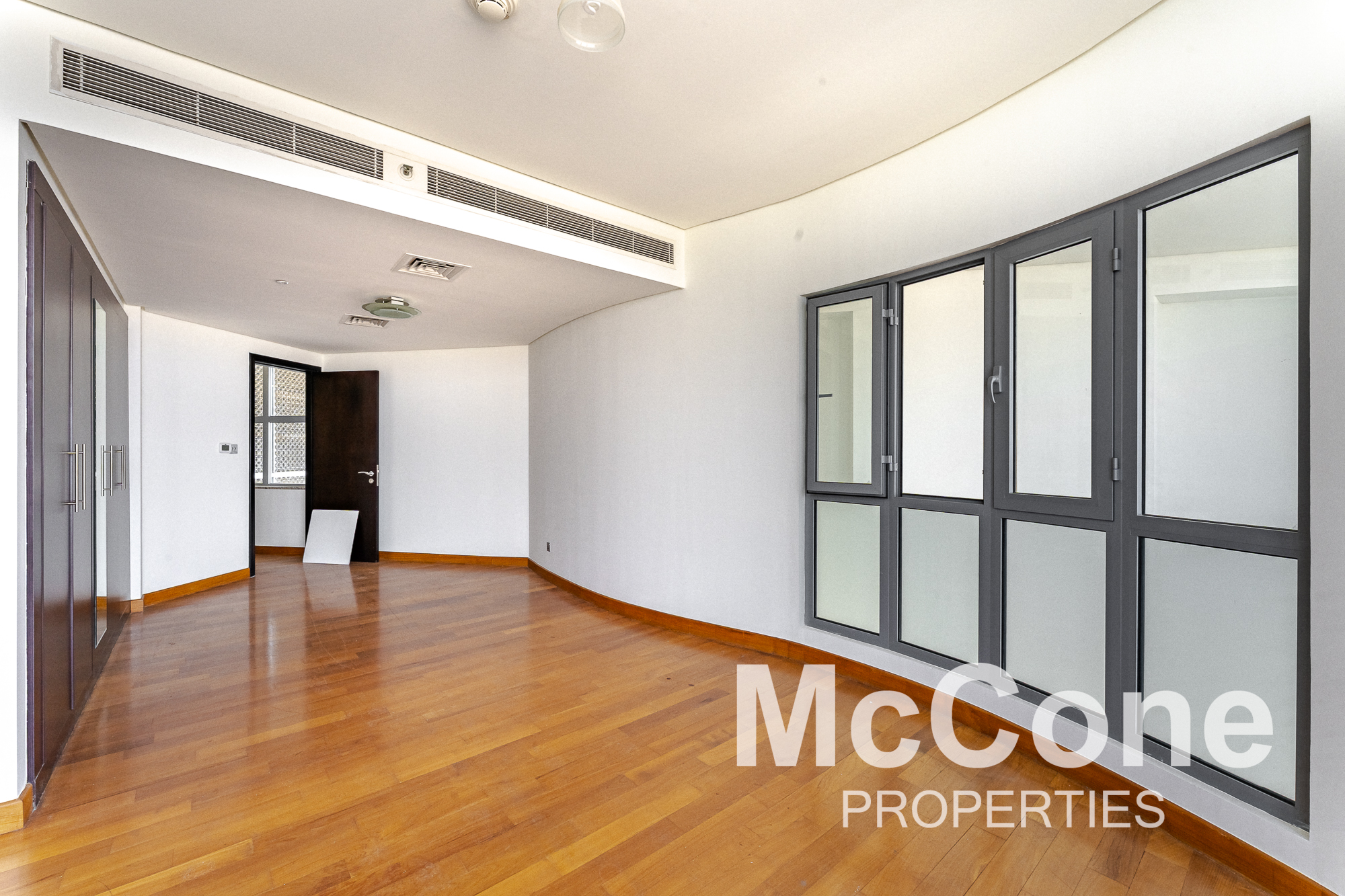 1 Bedroom Apartment for Sale in Sky Gardens, DIFC — photo 6 of 17