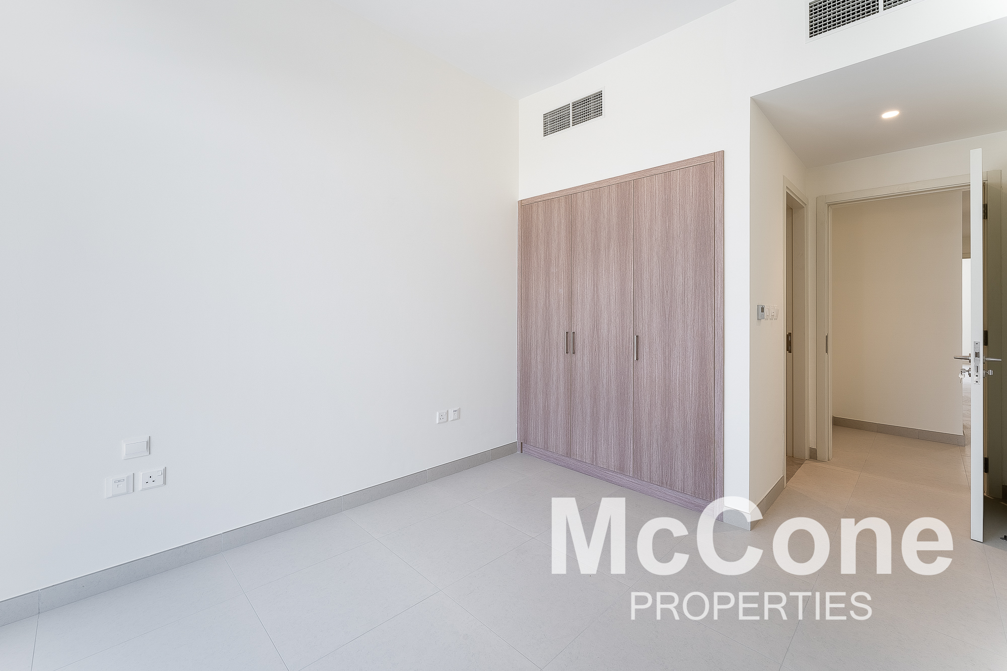 4 Bedroom Villa for Sale in The Pulse Beachfront 3, Dubai South (Dubai World Central) — photograph 13 of 29