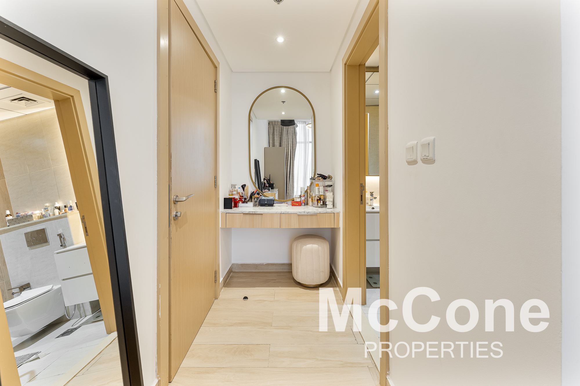 1 Bedroom Apartment for Sale in Regina Tower, Jumeirah Village Circle — photo 9 of 13