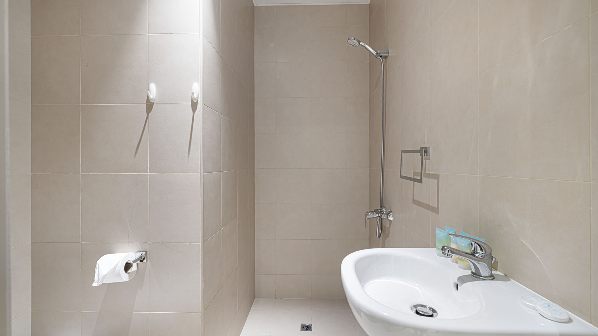 2 Bedroom Apartment for Sale in The 8, Palm Jumeirah — photograph 23 of 30