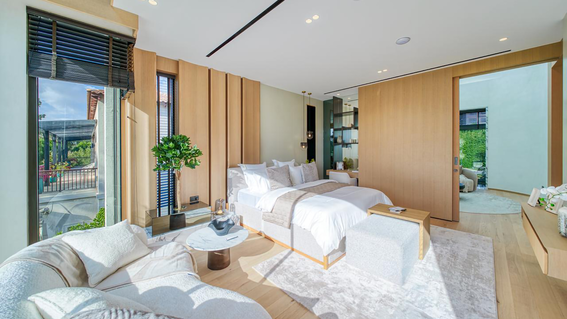 6 Bedroom Villa for Sale in Olive Point, Jumeirah Golf Estates — photograph 19 of 67
