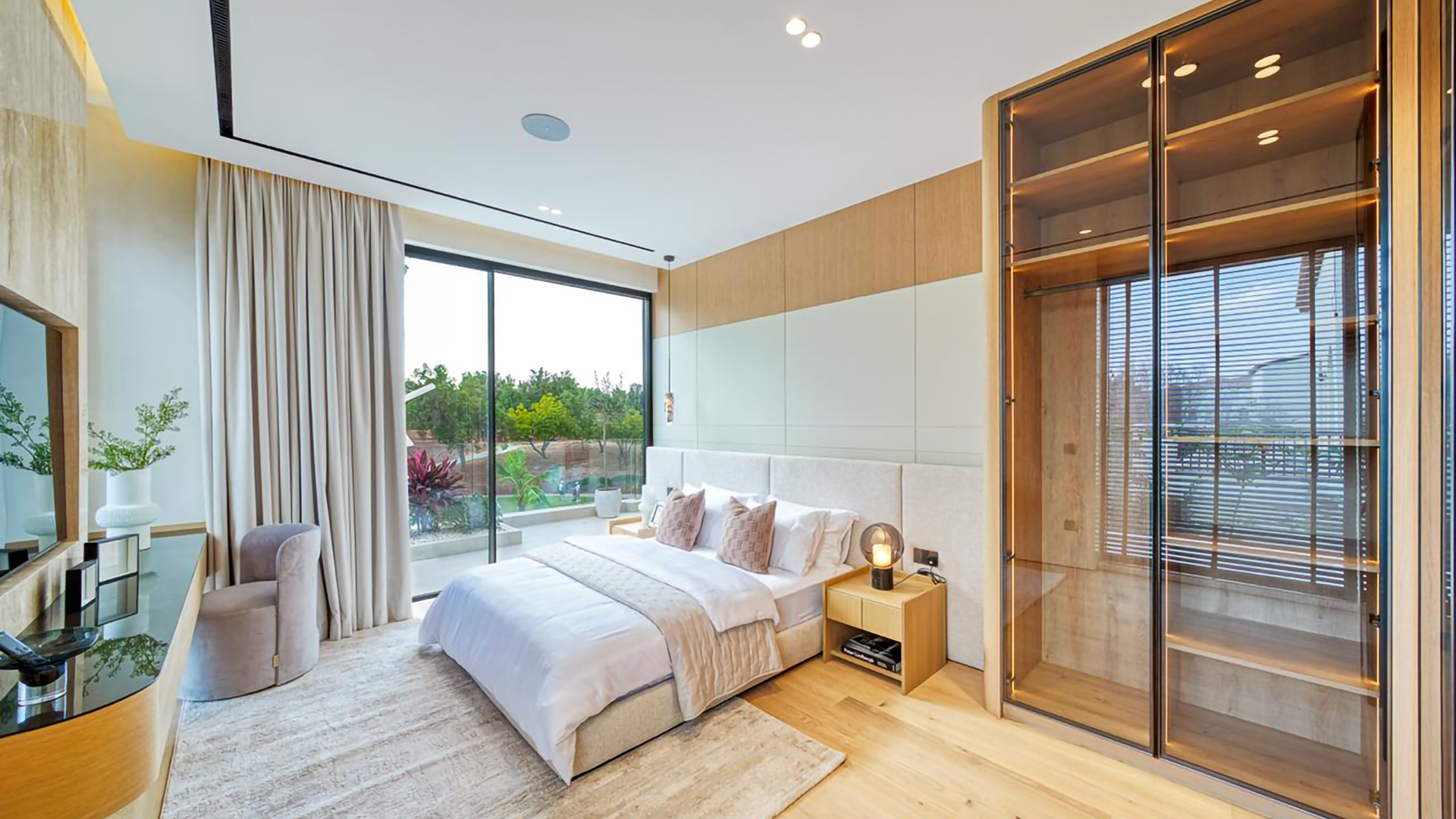 6 Bedroom Villa for Sale in Olive Point, Jumeirah Golf Estates — photograph 35 of 67